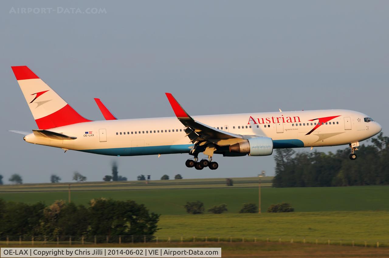 OE-LAX, 1992 Boeing 767-3Z9/ER C/N 27095, Austrian Airlines