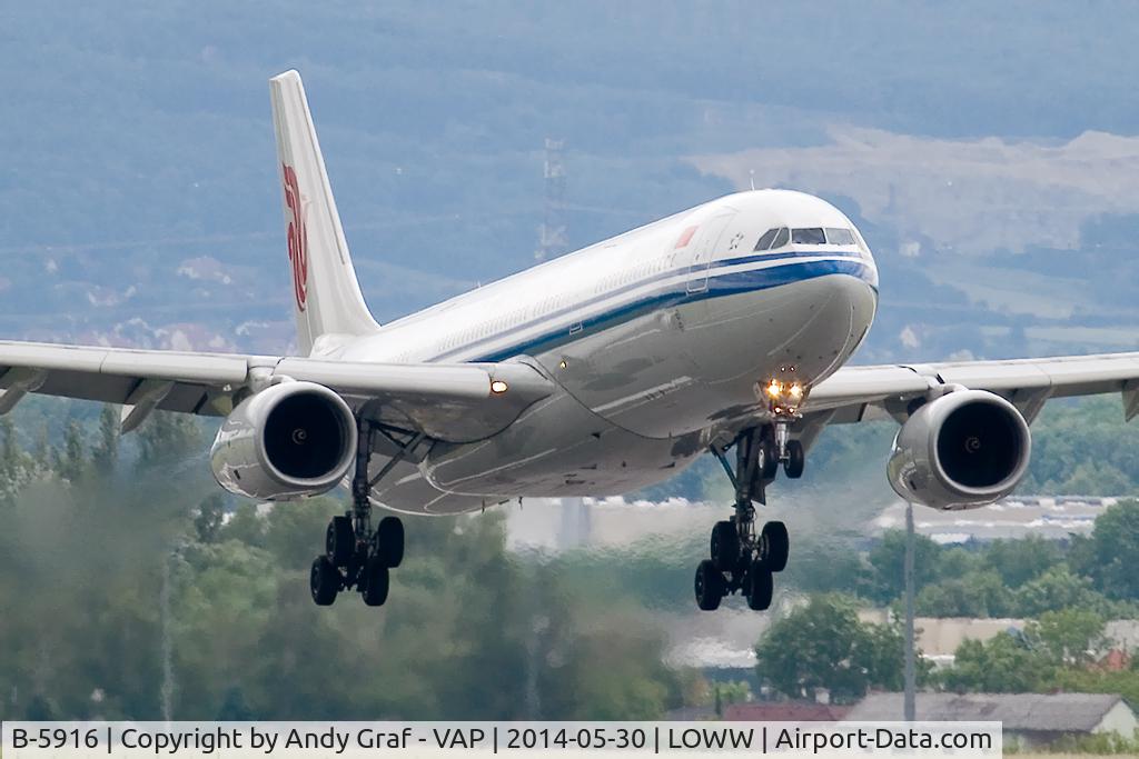 B-5916, 2012 Airbus A330-343X C/N 1383, Air China A330-300