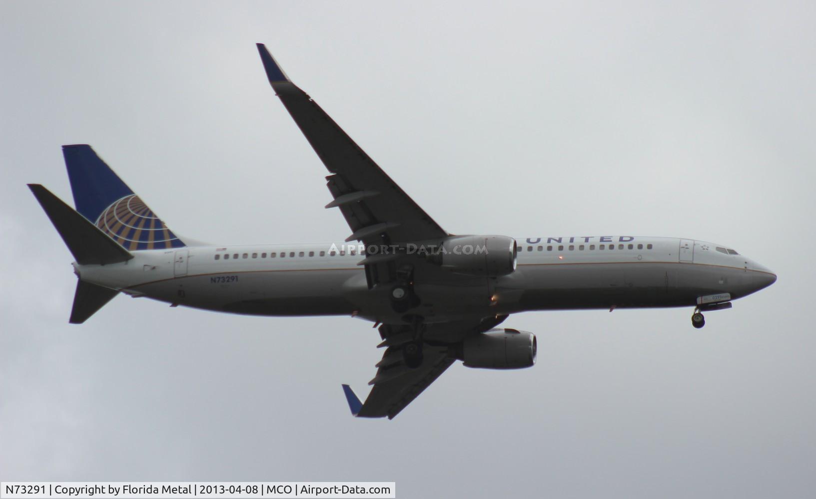 N73291, 2004 Boeing 737-824 C/N 33454, United 737-800
