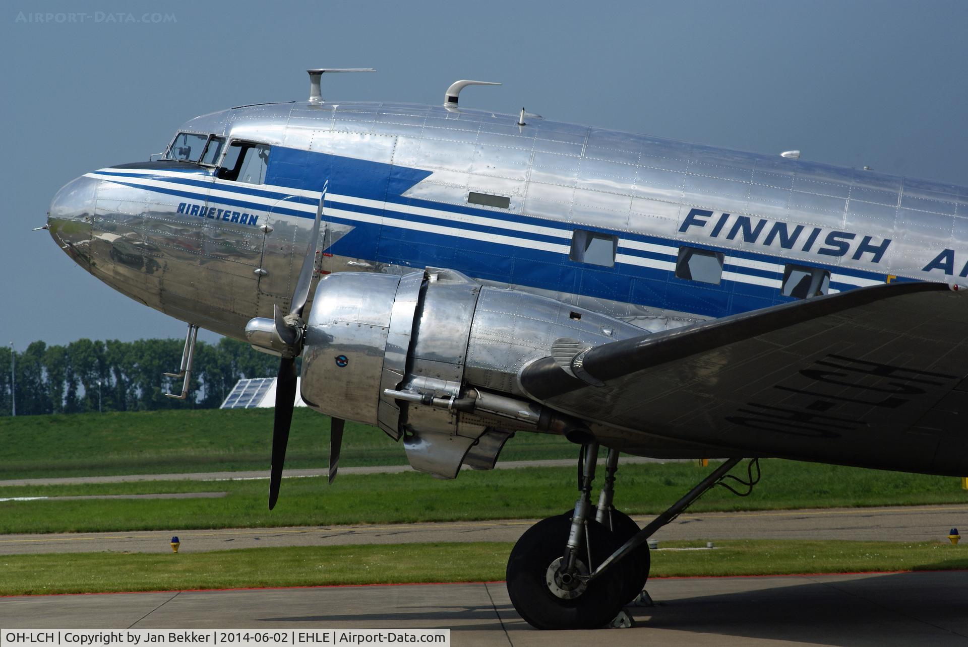 OH-LCH, 1942 Douglas C-53C Skytrooper C/N 6346, For a refill at Lelystad Airport on its way to france for the 70th D-day remembrance day.
