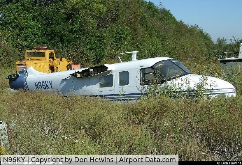 N96KY, 1961 Aero Commander 680-F C/N 680F-1075-62, As it sat in 2006 at White Industries scrapyard.