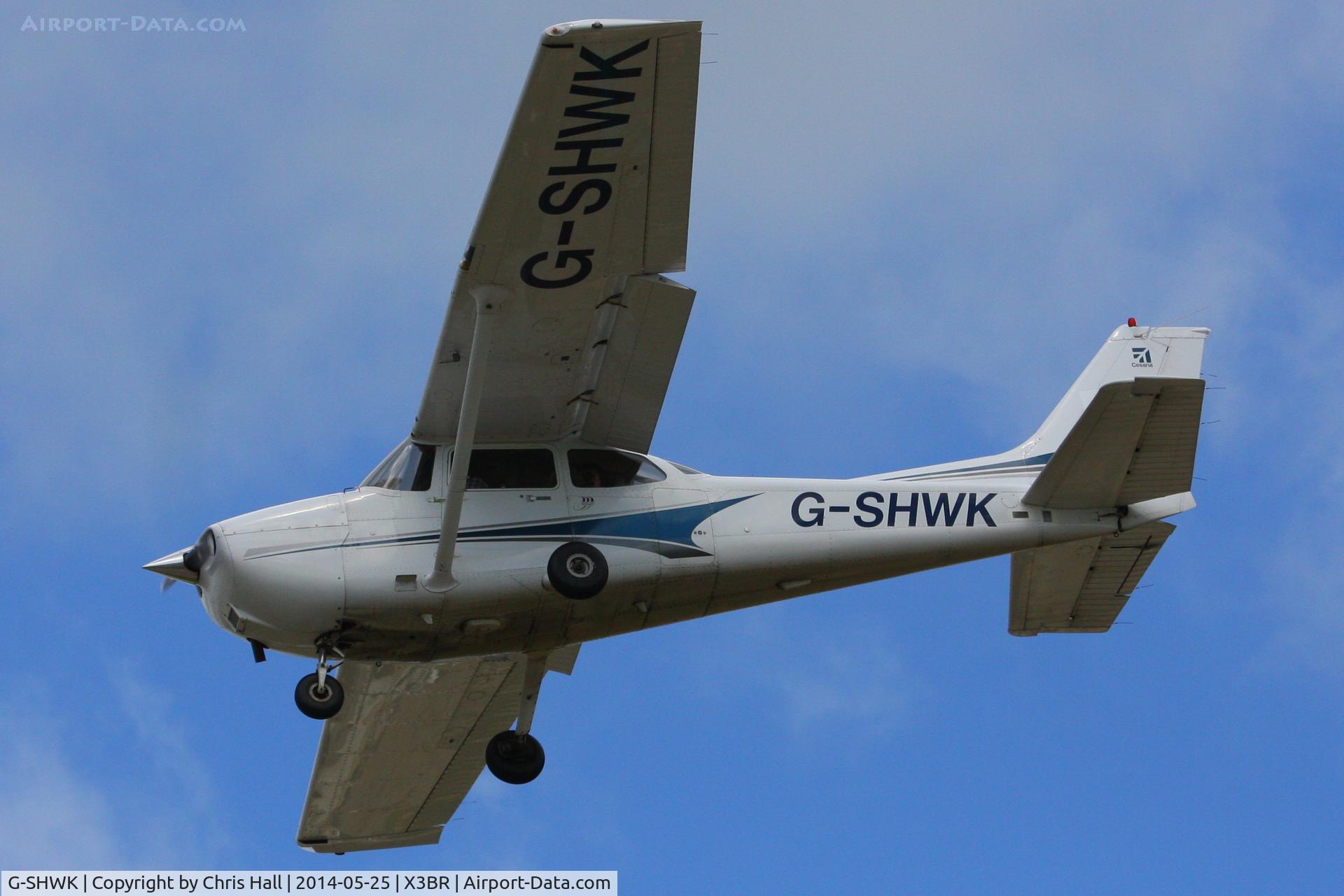 G-SHWK, 2004 Cessna 172S Skyhawk SP C/N 172S9642, visitor at the Cold War Jets Open Day 2014