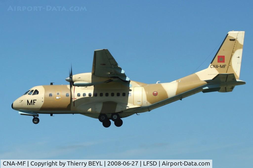 CNA-MF, 1989 Airtech CN-235-100M C/N C028, Landing before BA102 airshow