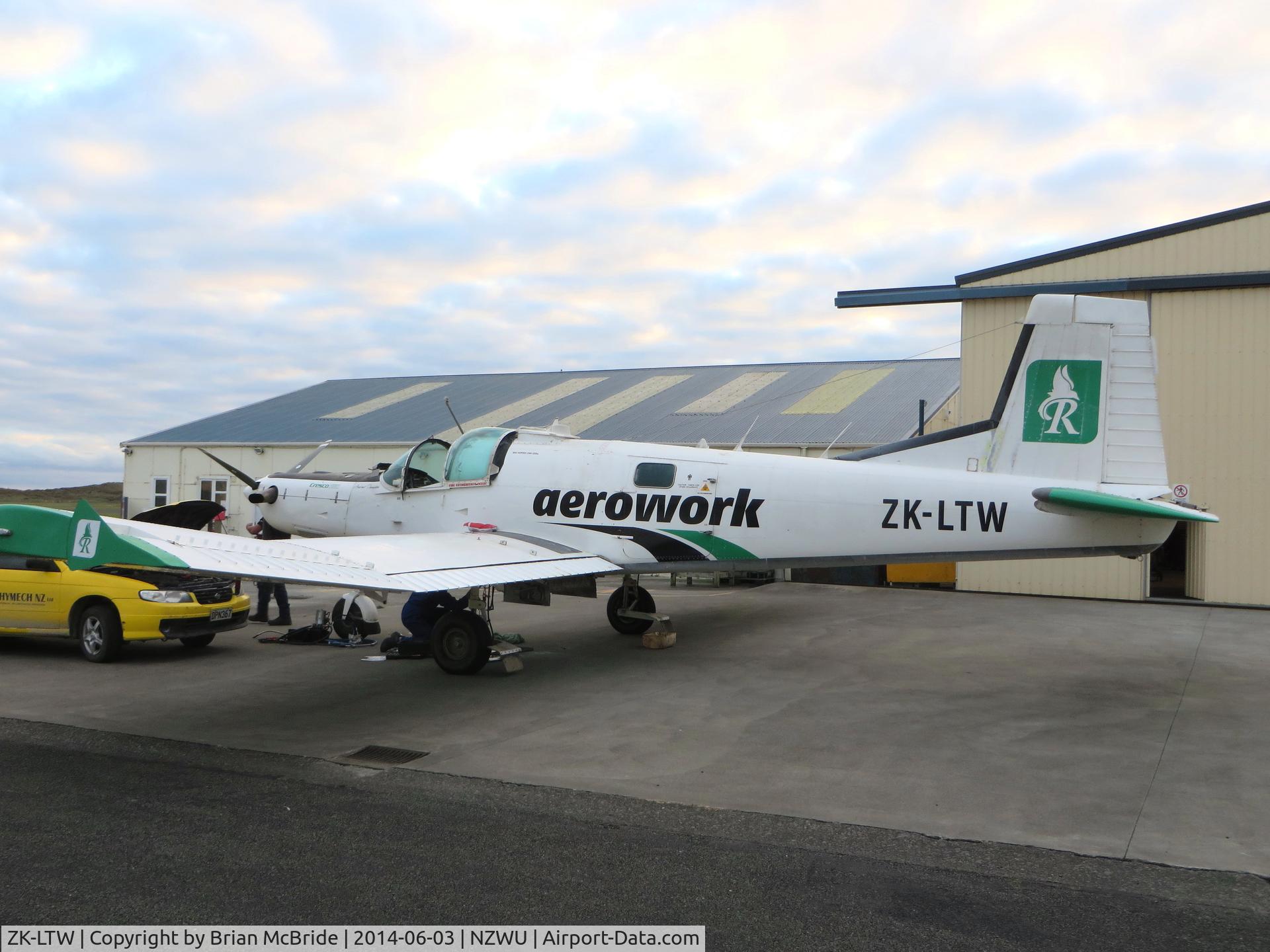 ZK-LTW, Pacific Aerospace Cresco 08-600 C/N 019, aerowork, Ravensdown. Pacific Aerospace Cresco 08-600. ZK-LTW cn 019. Wanganui (WAG NZWU). Image © Brian McBride. 03 June 2014