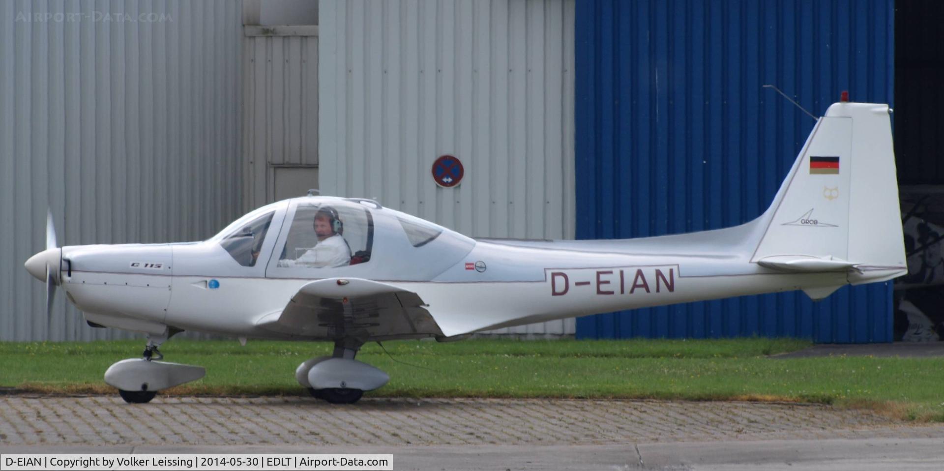 D-EIAN, 1988 Grob G-115A C/N 8062, taxi