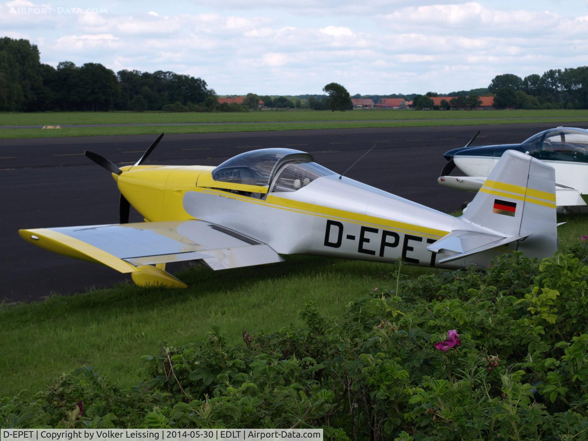 D-EPET, 2011 Vans RV-6A C/N 25548, parking