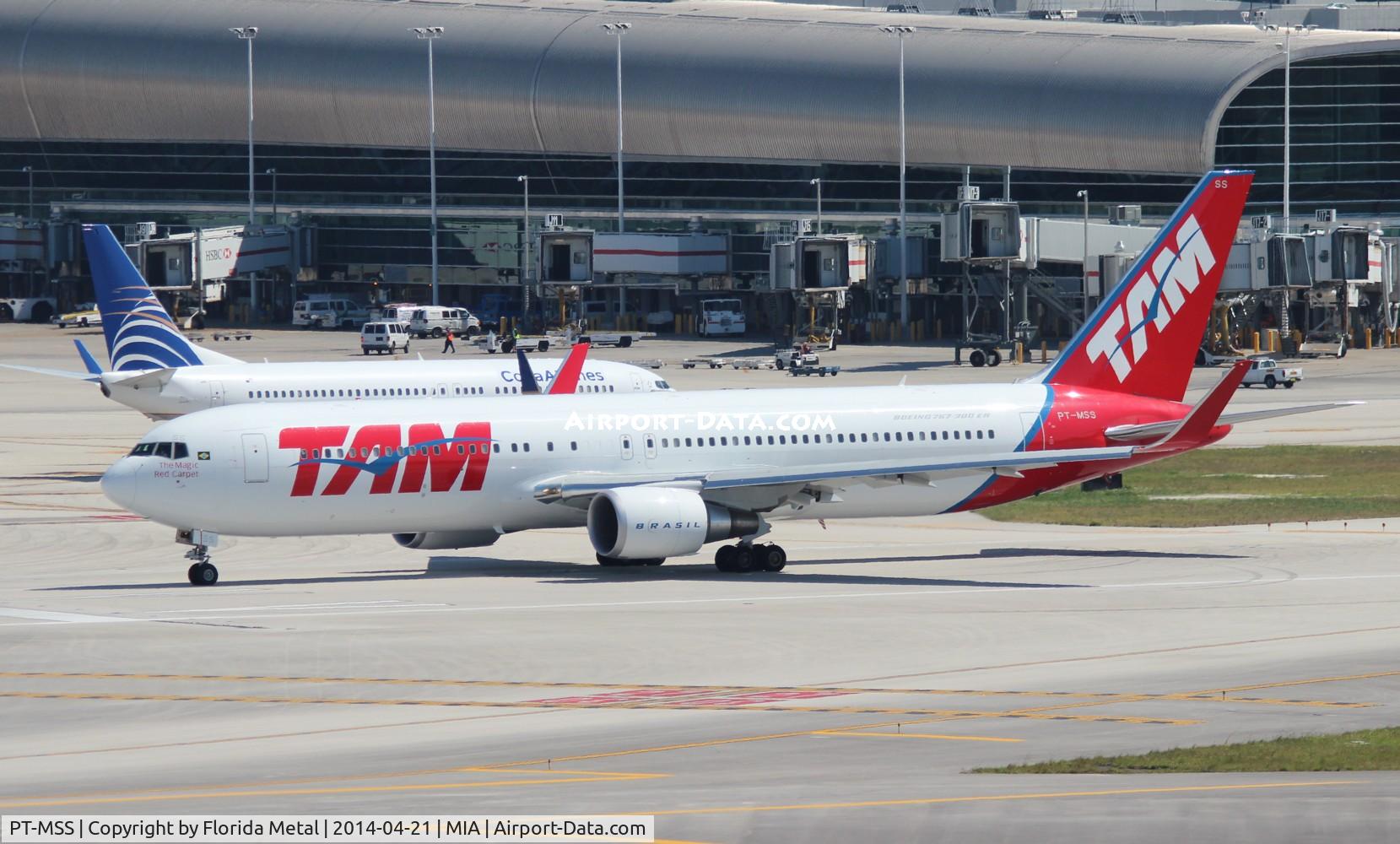 PT-MSS, 1991 Boeing 767-3S1/ER C/N 25221, TAM 767-300