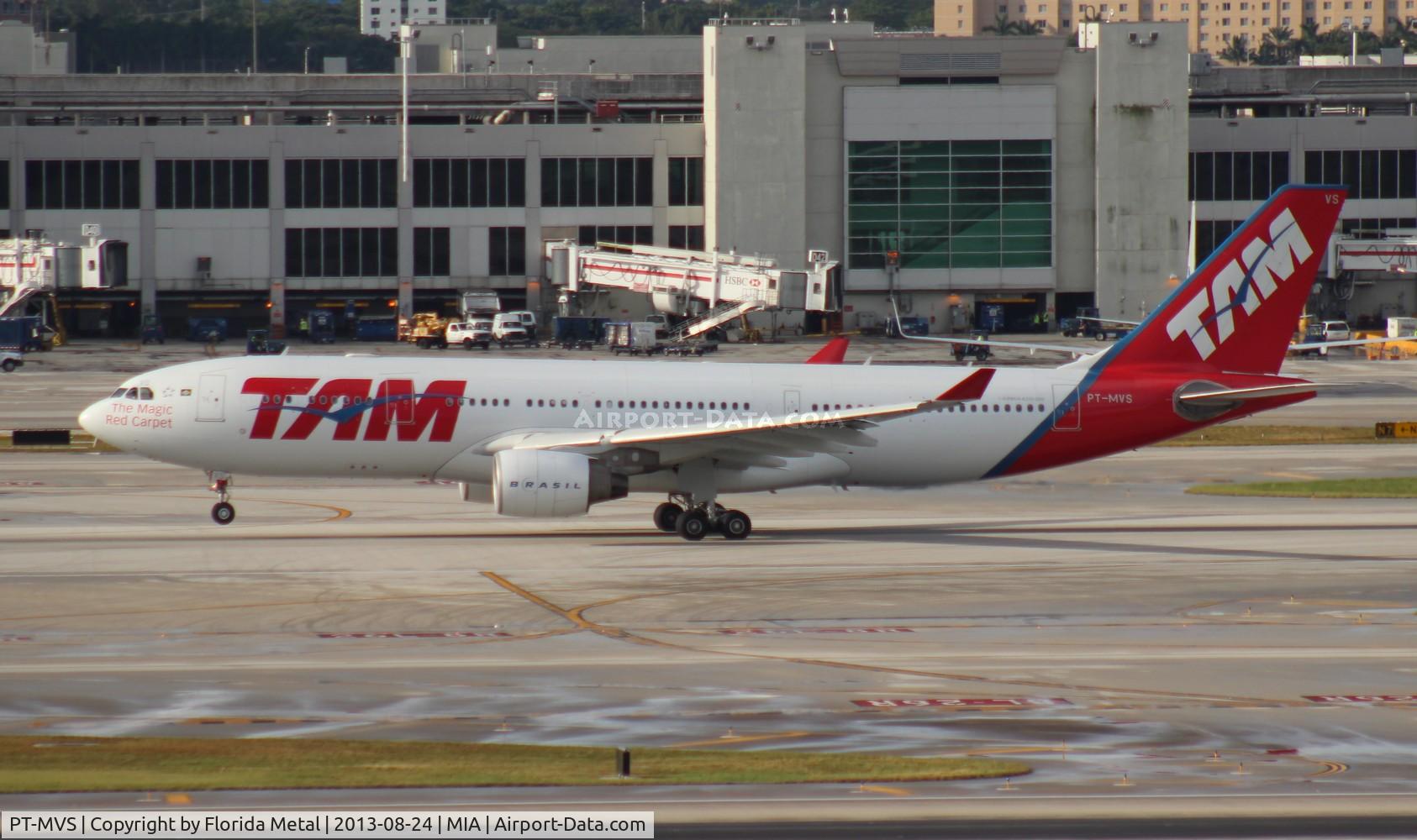 PT-MVS, 2010 Airbus A330-223 C/N 1112, TAM A330-200