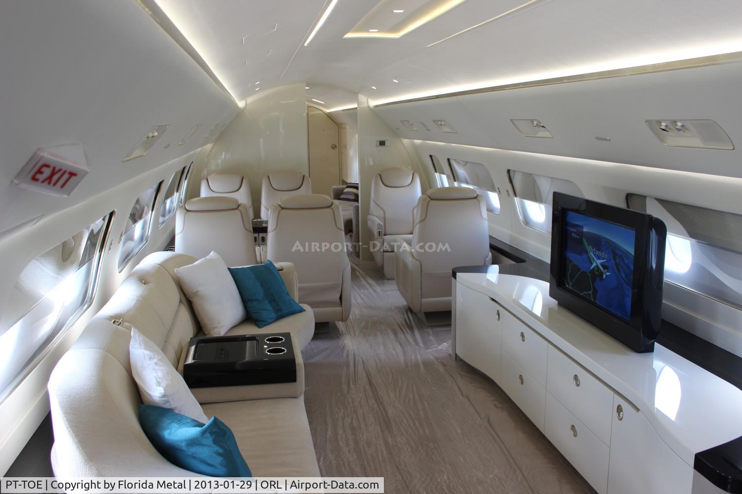 PT-TOE, Embraer ERJ-190-100ECJ Lineage 1000 C/N 19000317, Embraer Lineage 1000