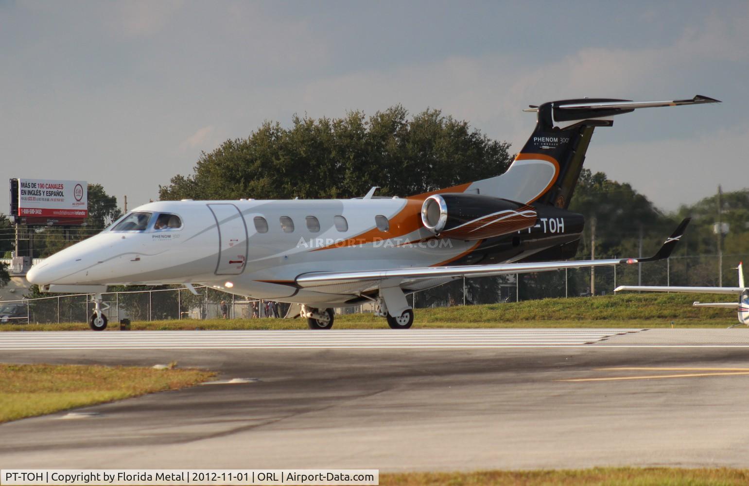PT-TOH, 2012 Embraer EMB-505 Phenom 300 C/N 50500110, Phenom 300