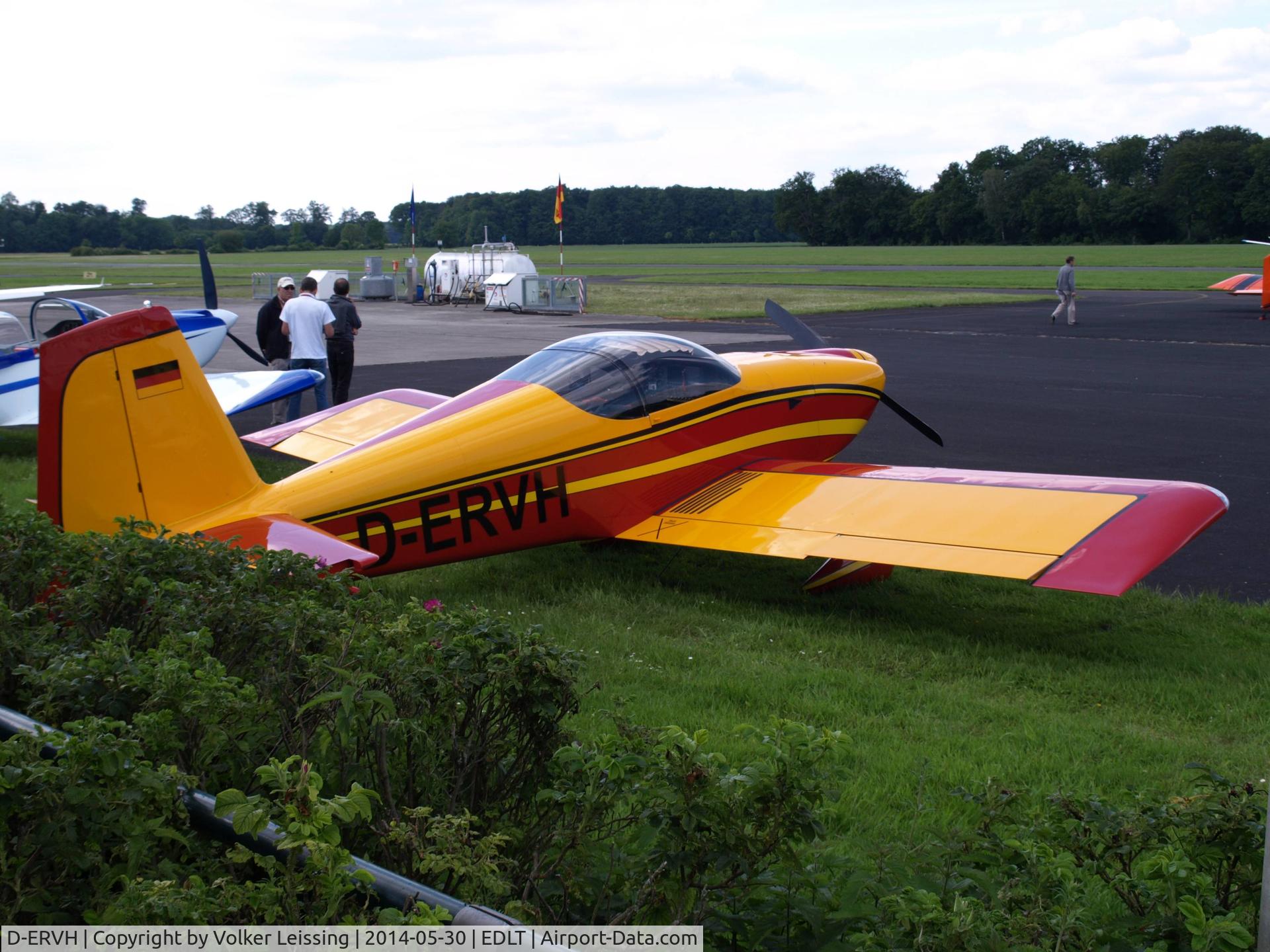 D-ERVH, 2011 Vans RV-7 C/N 72668, parking
