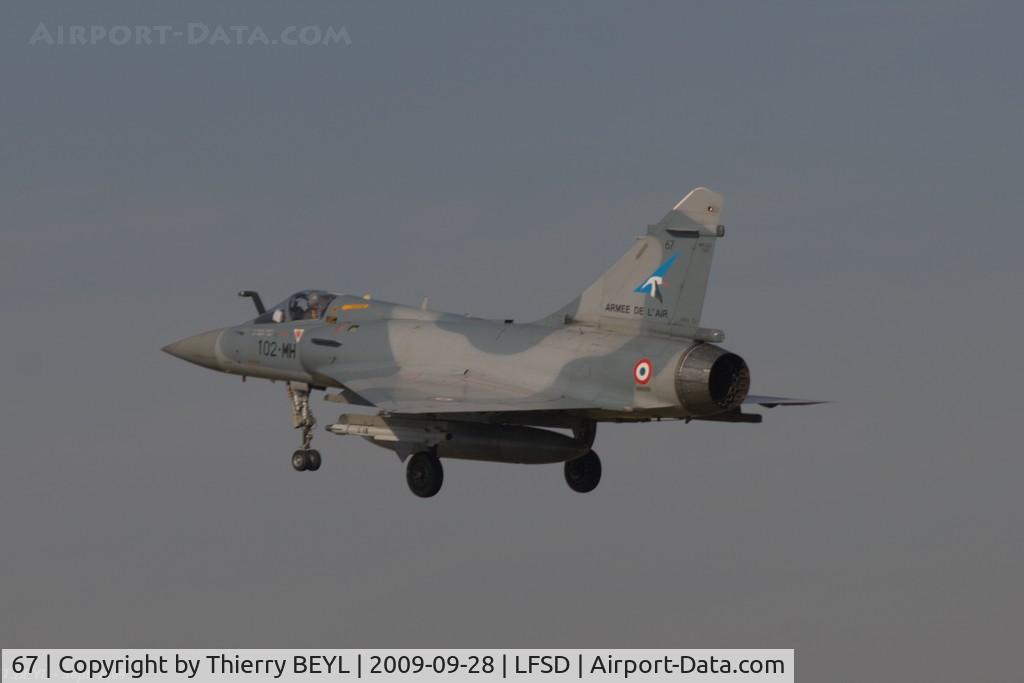 67, Dassault Mirage 2000-5F C/N 296, 102-MH (Ex 2-FL) 
Landing