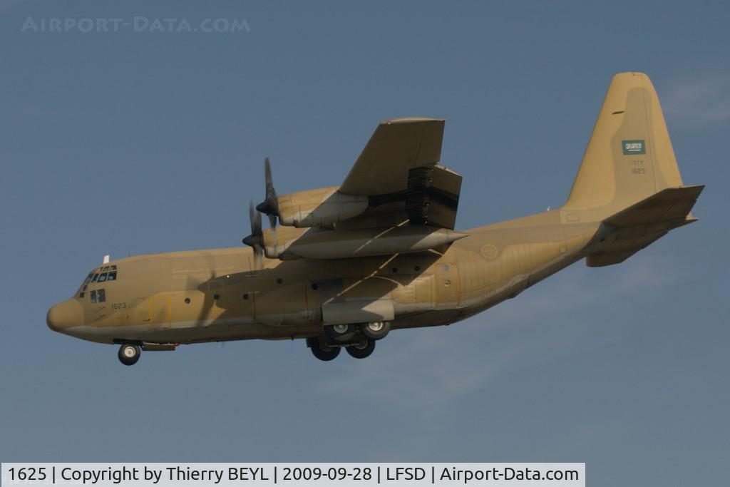 1625, 1989 Lockheed C-130H Hercules C/N 382-5269, Exercice 