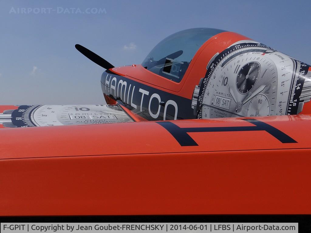 F-GPIT, 2008 Extra EA-300/200 C/N 1040, 