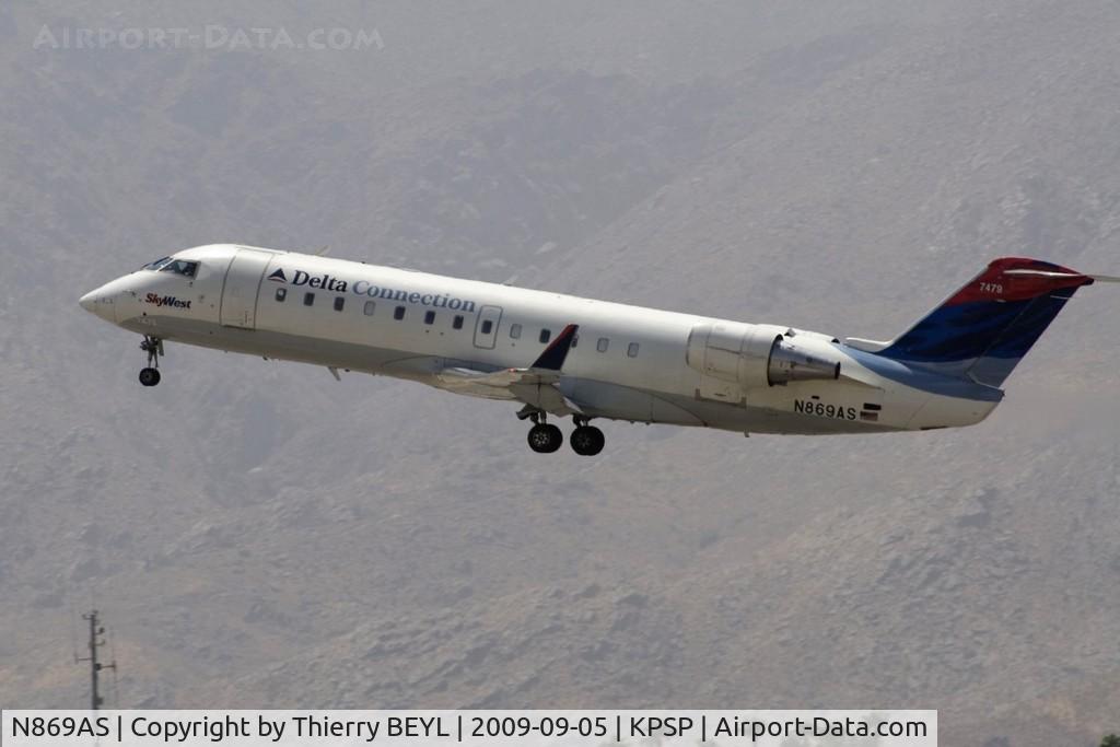 N869AS, 2001 Bombardier CRJ-200ER (CL-600-2B19) C/N 7479, Take off, view from air museum.