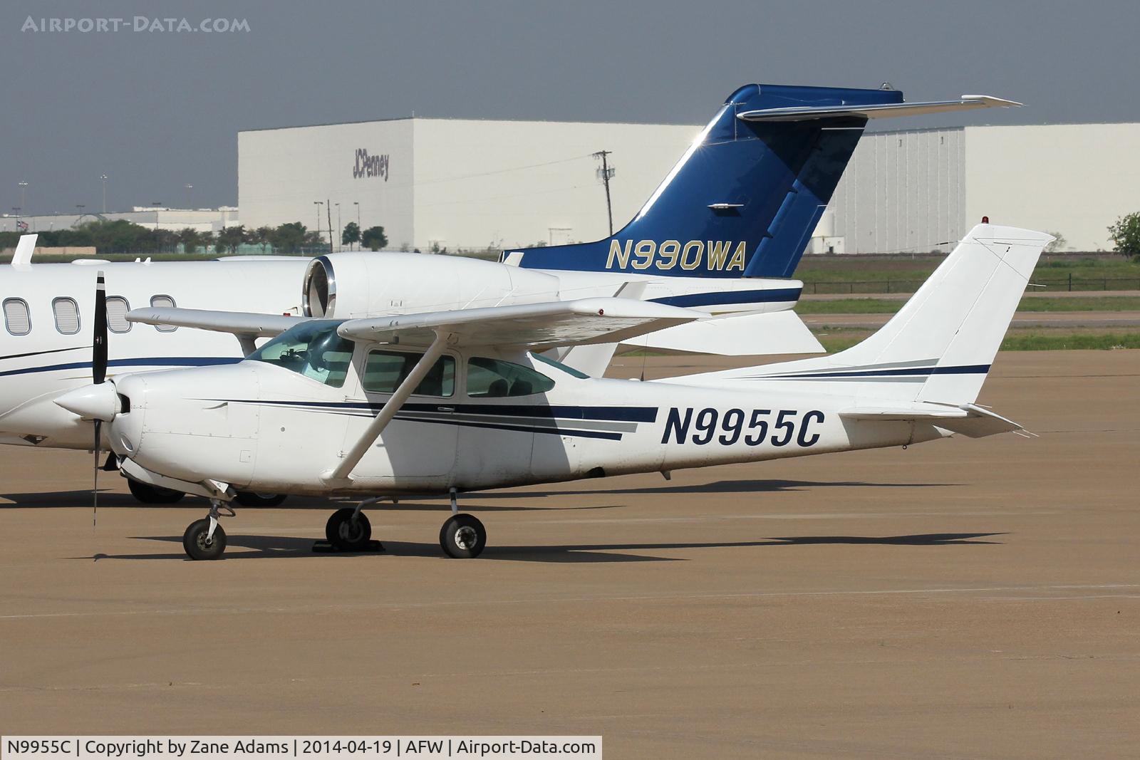 N9955C, 1978 Cessna R182 Skylane RG C/N R18200491, At Alliance Airport