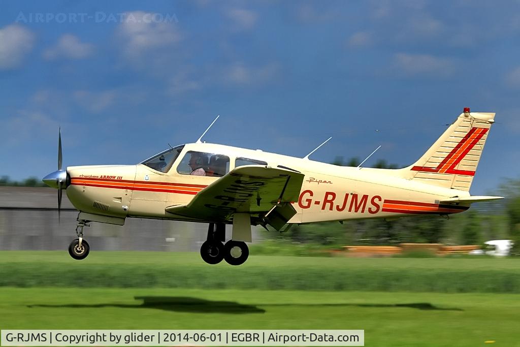 G-RJMS, 1978 Piper PA-28R-201 Cherokee Arrow III C/N 28R-7837059, Arrival