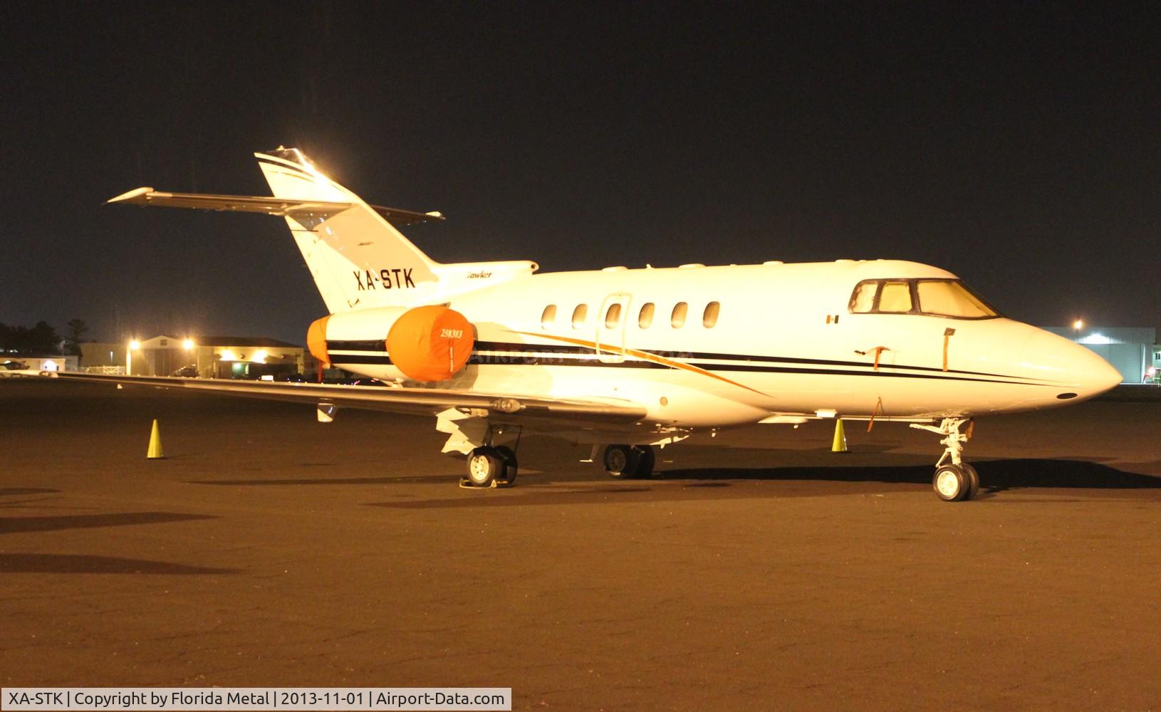 XA-STK, 1998 Raytheon Hawker 800XP C/N 258383, Hawker 800XP
