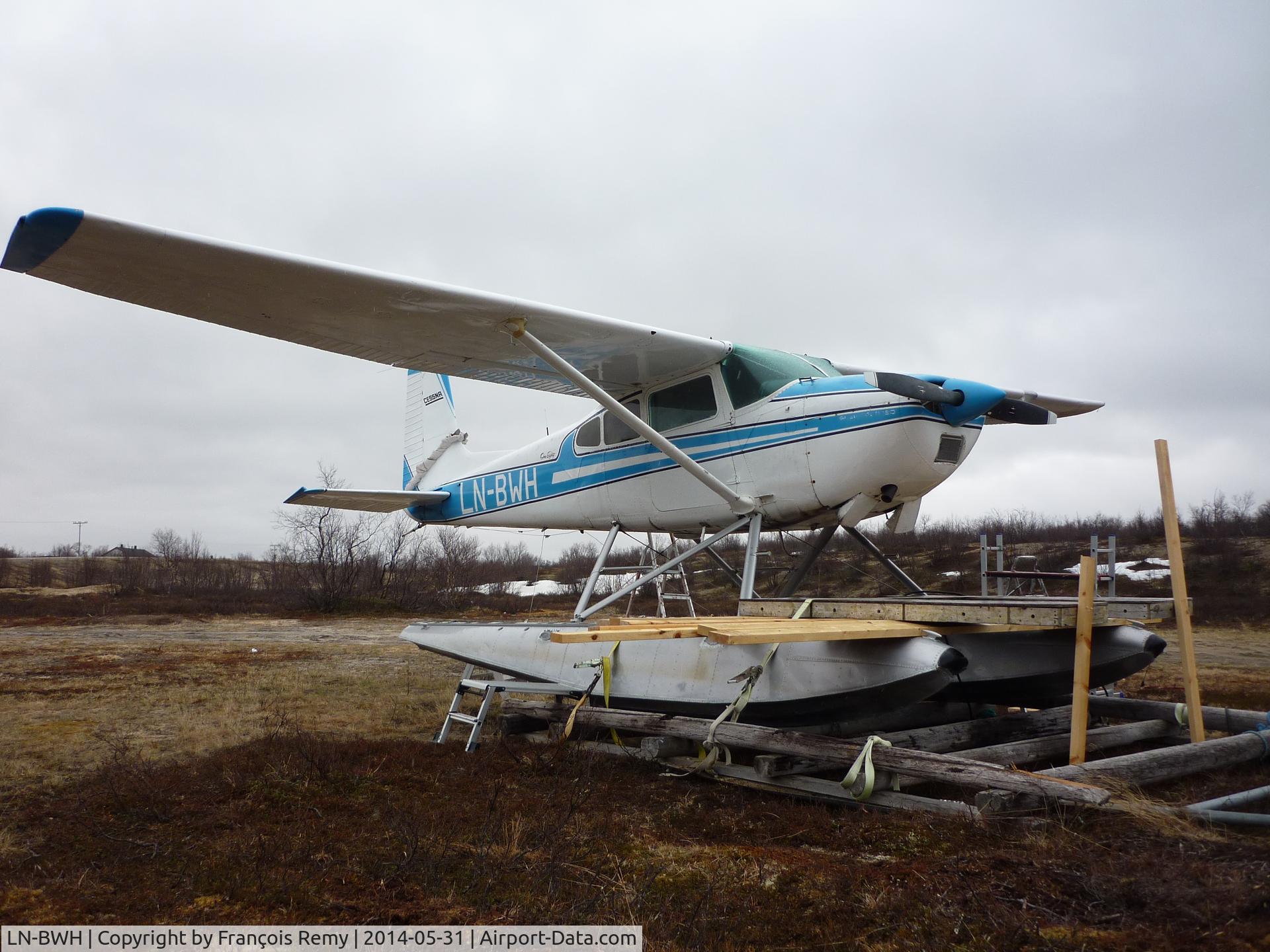 LN-BWH, 1968 Cessna 180H Skywagon C/N 18051995, Photo taken Between Kautokeino and Karajok Norway