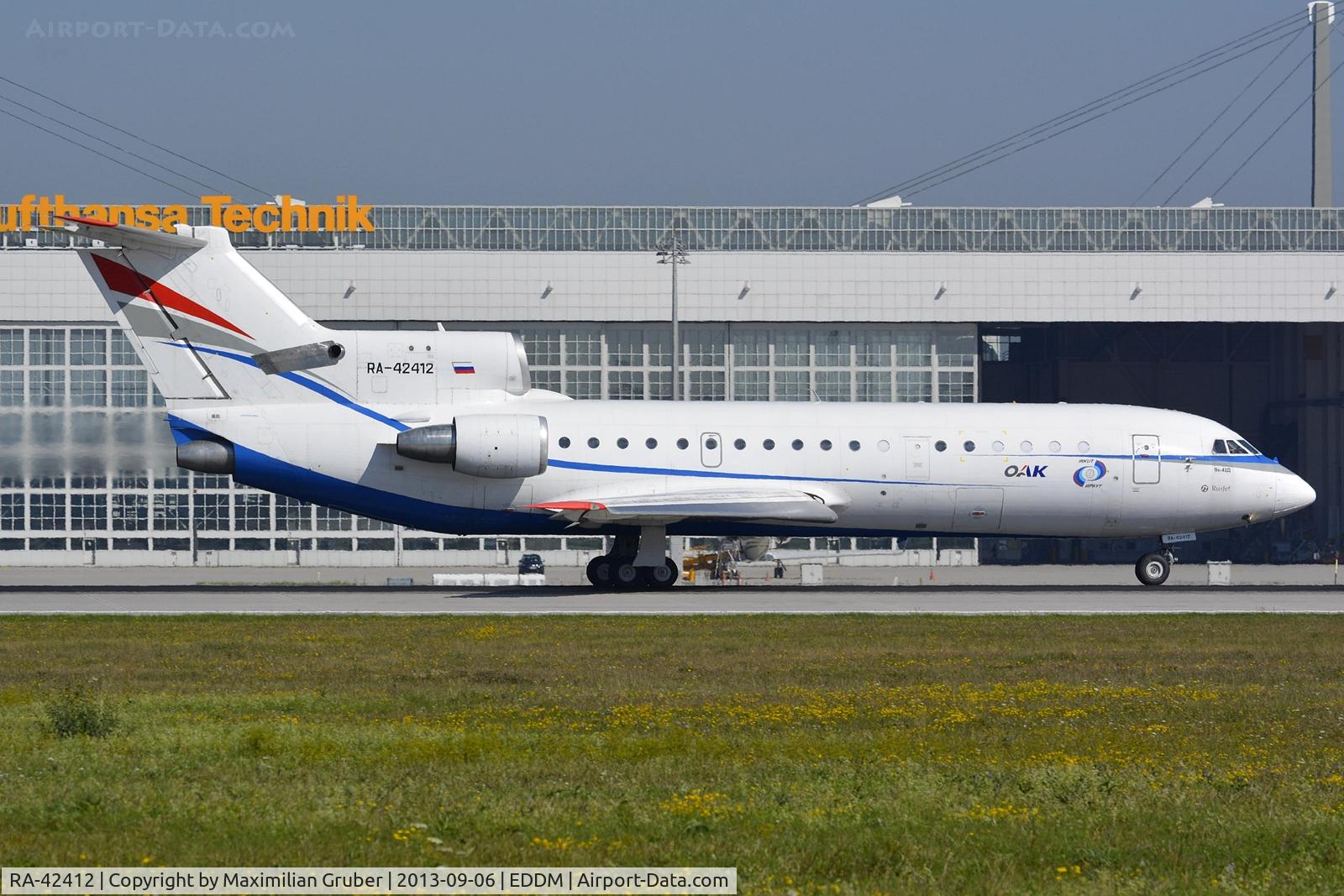 RA-42412, Yakovlev Yak-42D C/N 4520422219055, RusJet