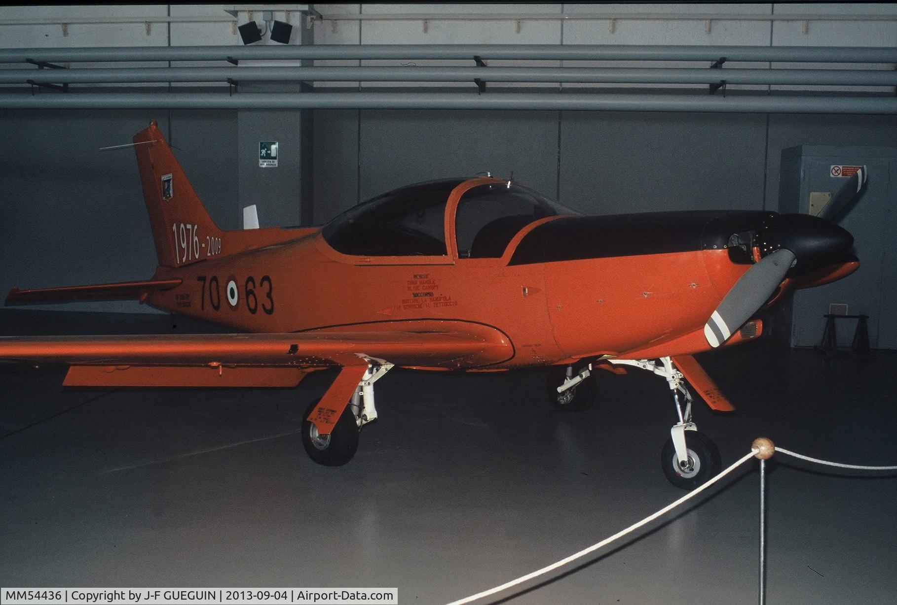 MM54436, SIAI-Marchetti SF-260AM C/N 264/16-19, MM54436 with c/s of 70° stormo at Latina air base, on display at Museo Storico dell'Aeronautica Militare (Vigna di Valle).