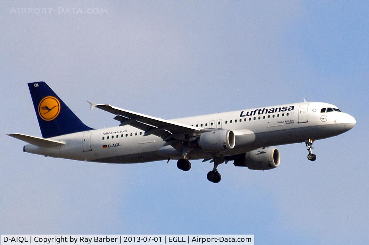 D-AIQL, 1991 Airbus A320-211 C/N 0267, Airbus A320-211 [0267] (Lufthansa) Home~G 01/07/2013. On approach 27L.