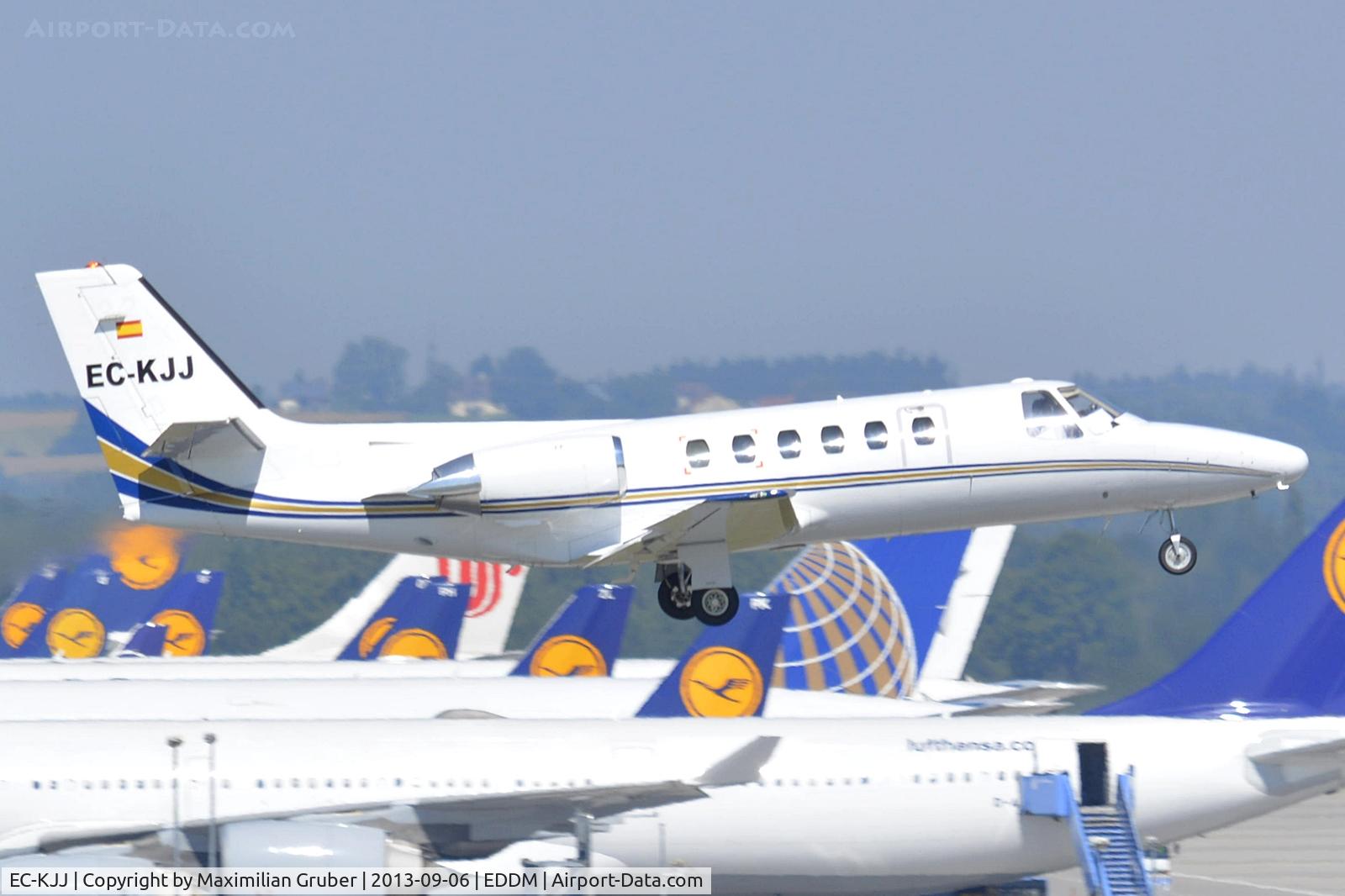 EC-KJJ, 1982 Cessna 550 Citation II C/N 550-0415, Pronair