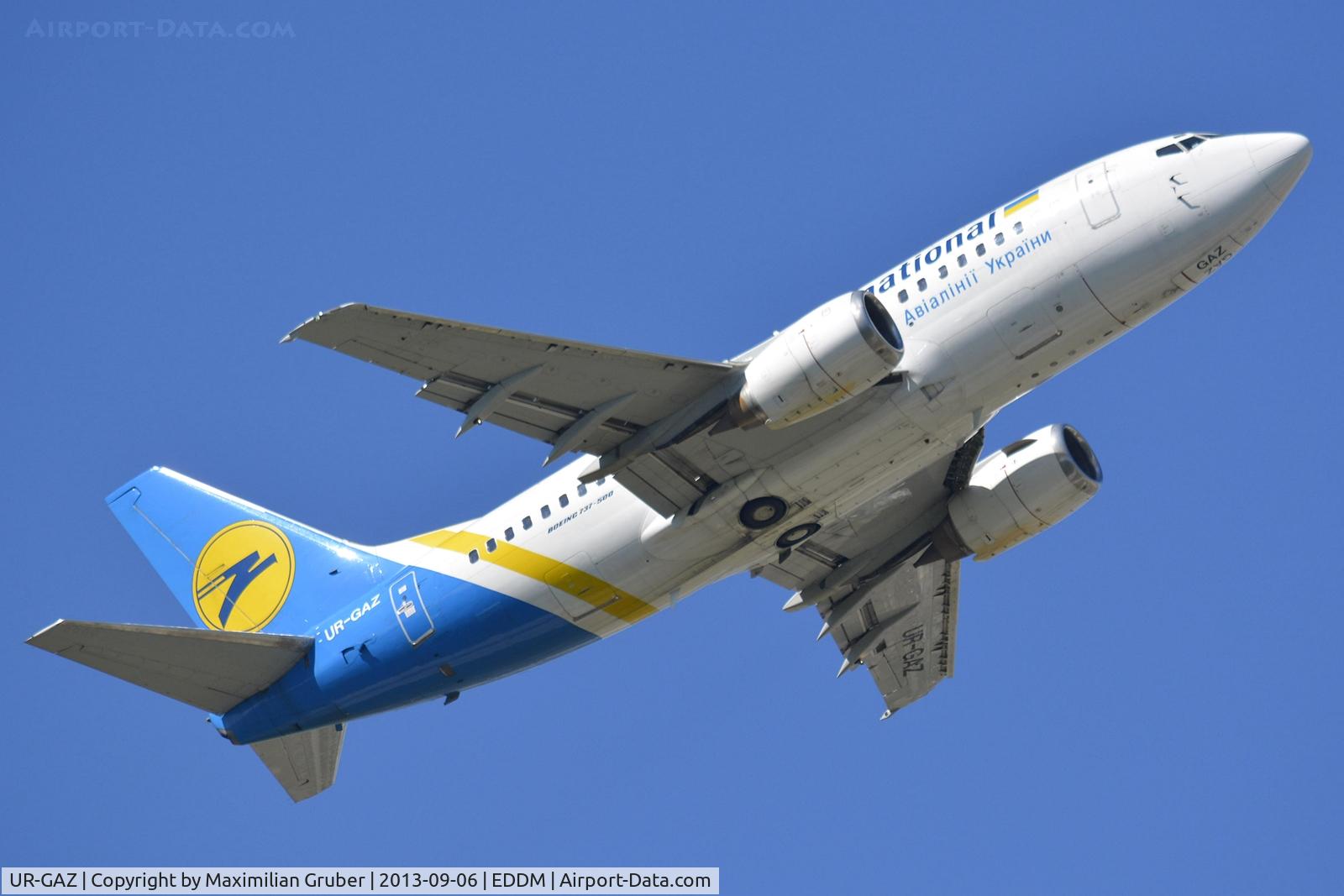 UR-GAZ, 1992 Boeing 737-55D C/N 27418, Ukraine International Airlines