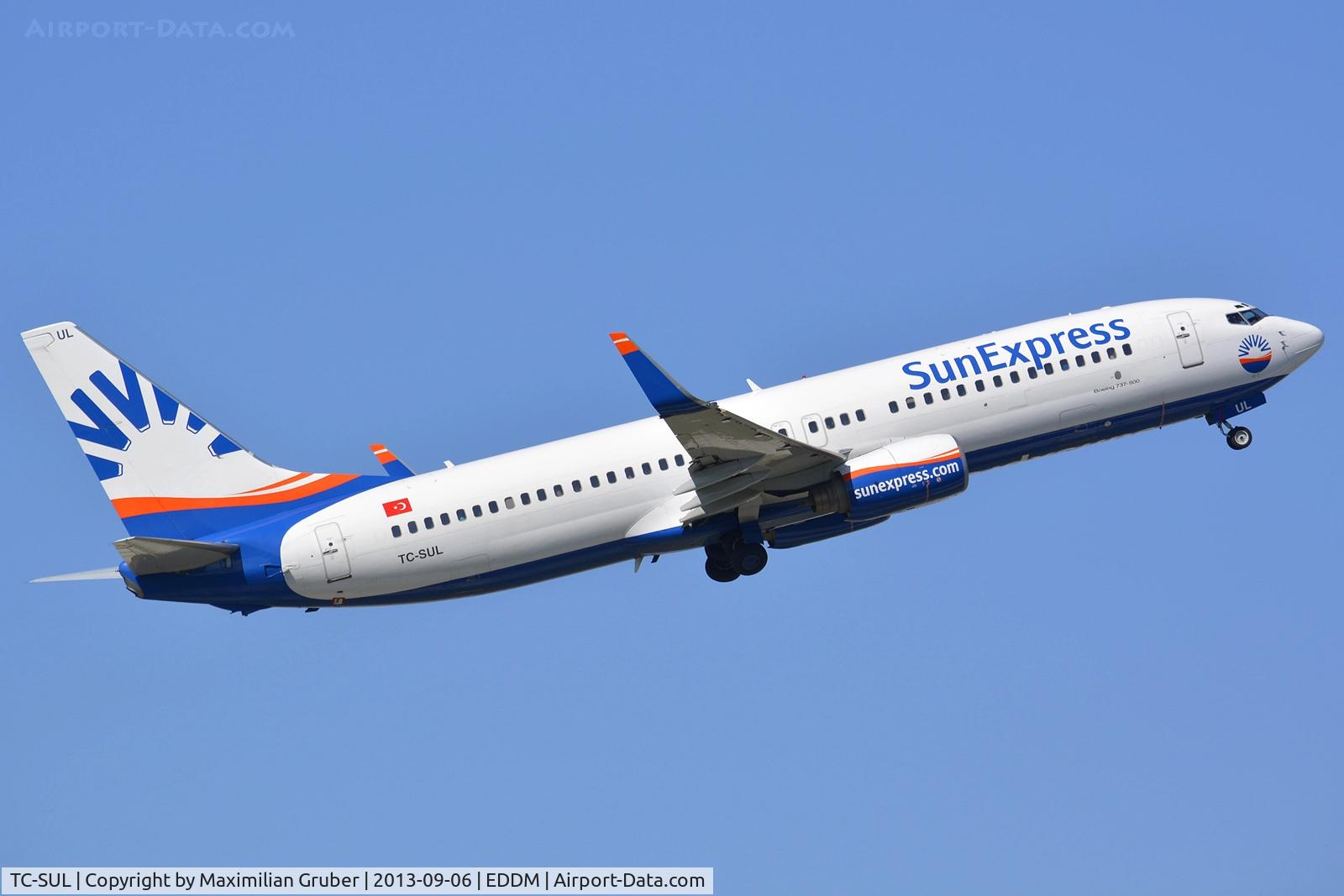 TC-SUL, 1998 Boeing 737-85F C/N 28822, SunExpress