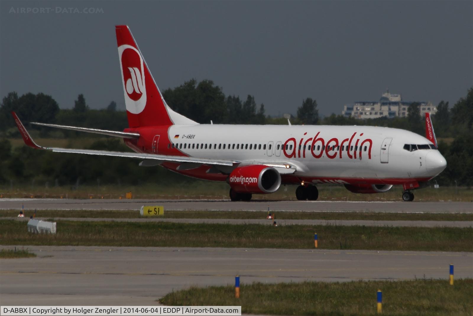 D-ABBX, 2007 Boeing 737-86J C/N 34969, Ready for take off on rwy 08L....