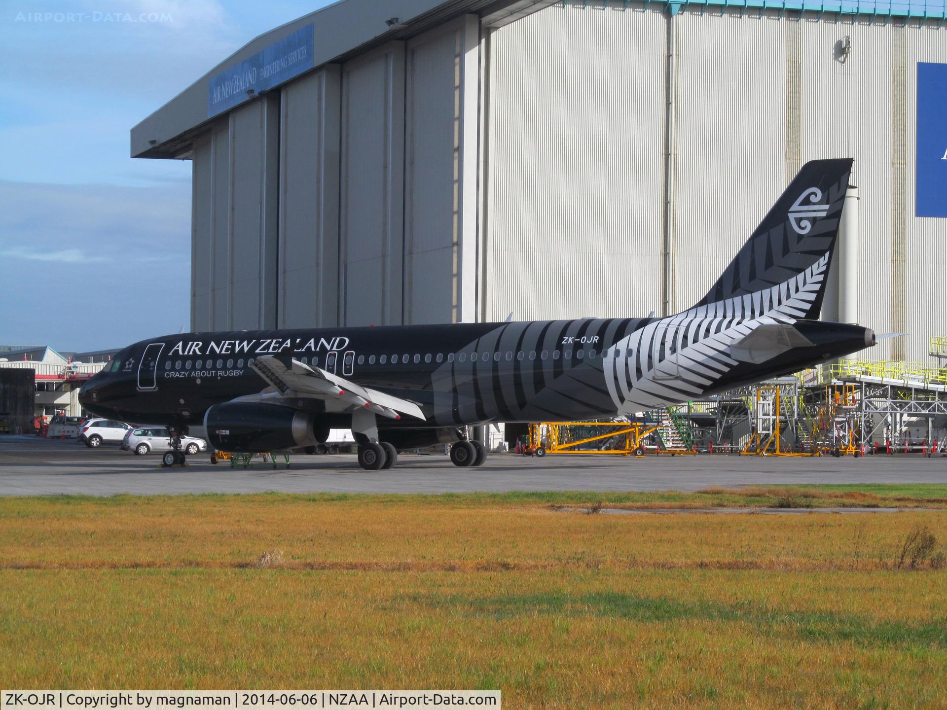 ZK-OJR, 2011 Airbus A320-232 C/N 4884, Outside - perhaps waiting for new arrival of ZK-OKR due in from USA this weekend.