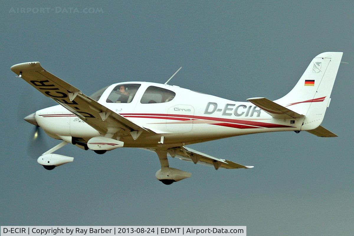 D-ECIR, 2003 Cirrus SR20 C/N 1303, Cirrus Design SR-20 [1303] Tannheim~D 24/08/2013