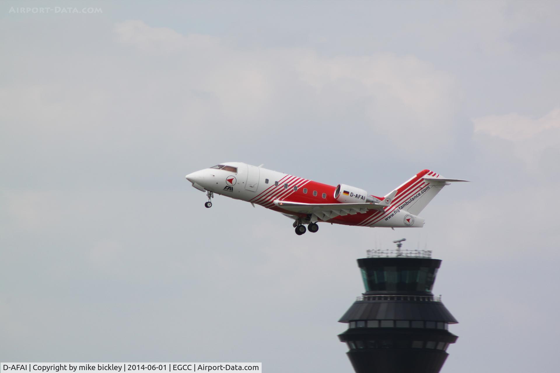 D-AFAI, 1998 Bombardier Challenger 604 (CL-600-2B16) C/N 5366, Departing Manchester
