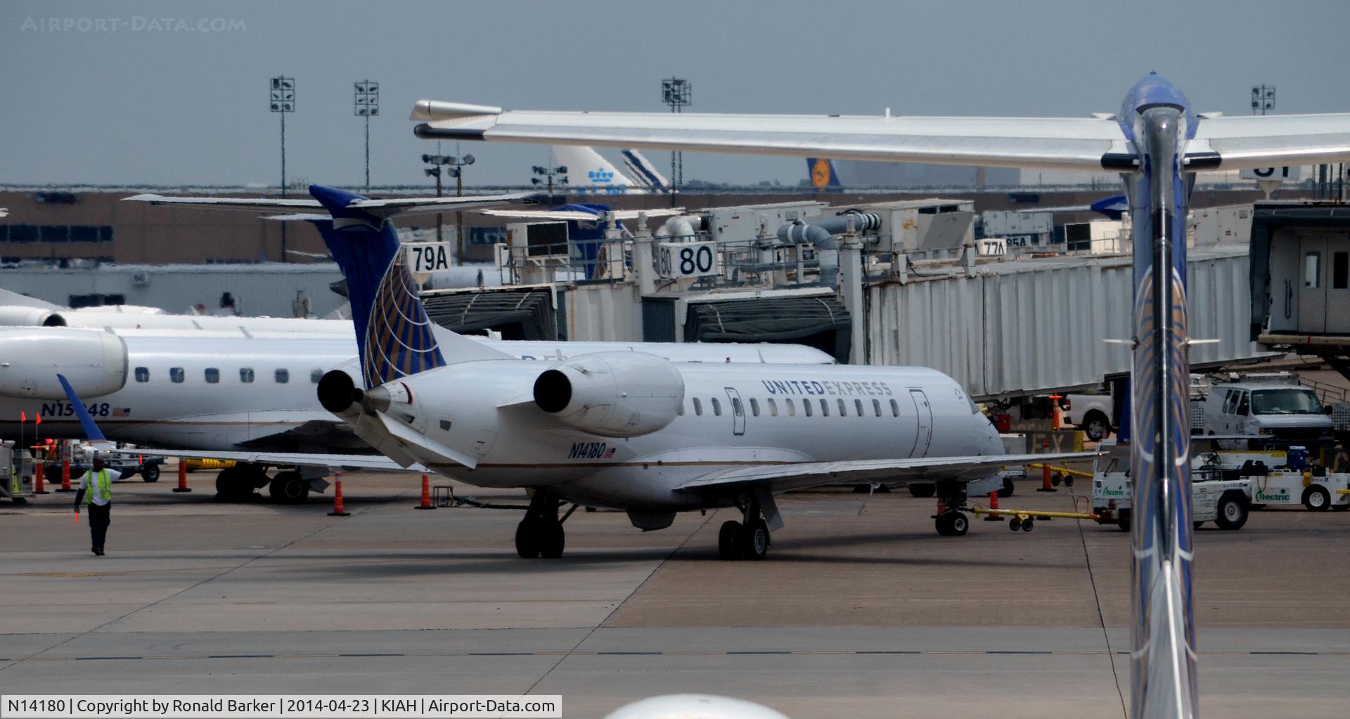 N14180, 2005 Embraer ERJ-145XR (EMB-145XR) C/N 14500900, Pushback Houston