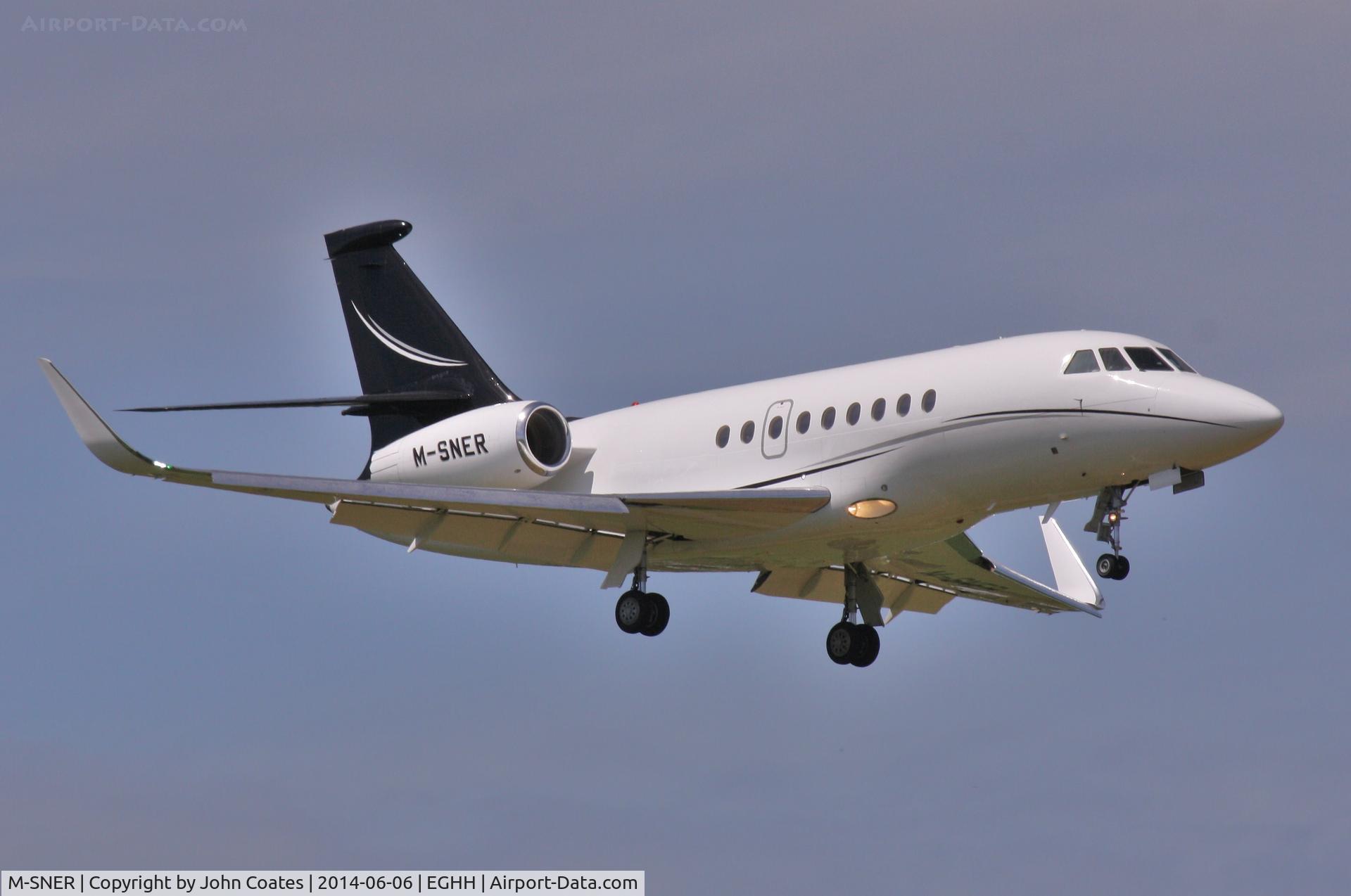 M-SNER, 2006 Dassault Falcon 2000EX C/N 95, Approach to 08