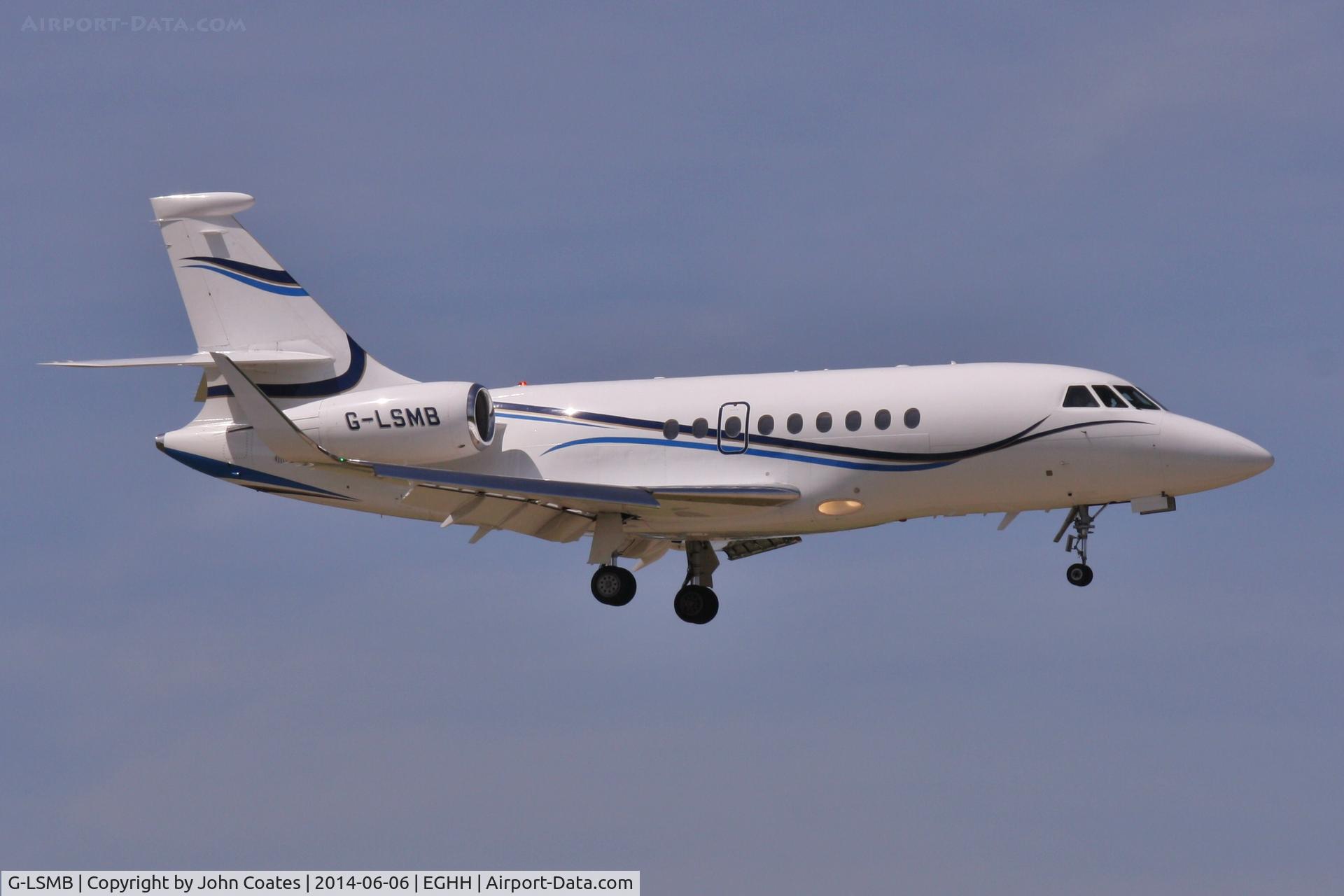 G-LSMB, 2004 Dassault Falcon 2000EX C/N 47, Arriving 08