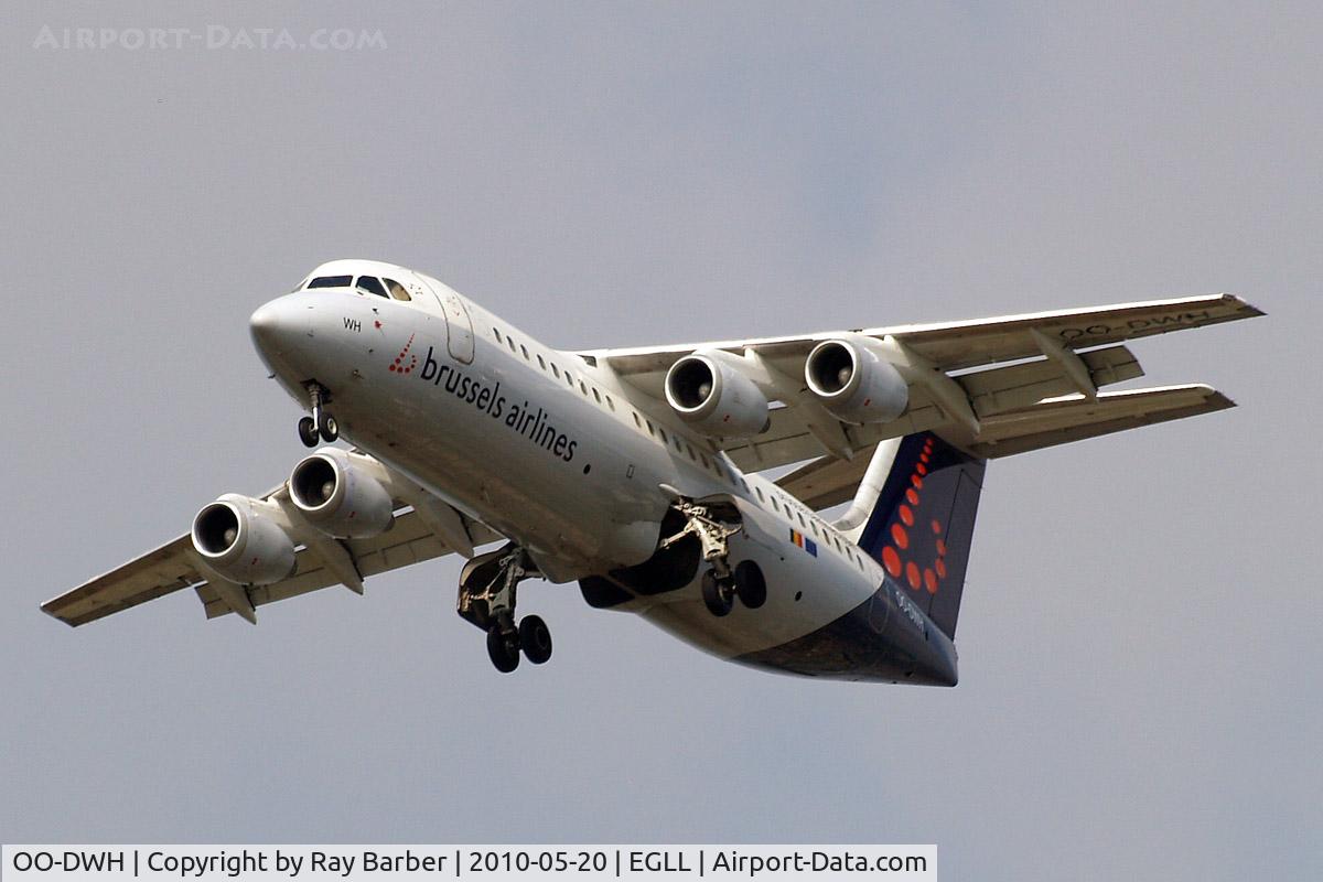 OO-DWH, 1998 British Aerospace Avro 146-RJ100 C/N E3340, OO-DWH   BAe 146-RJ100 [E3340] (Brussels Airlines) Home~G 20/05/2010. On approach 27R.