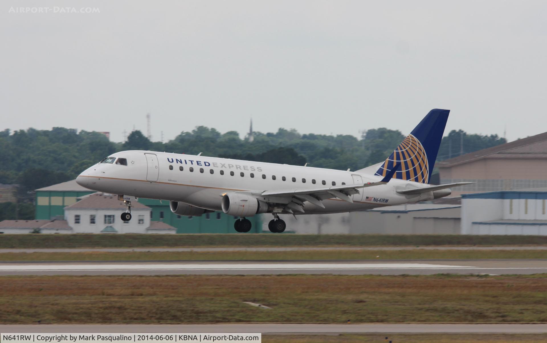 N641RW, 2004 Embraer 170SE (ERJ-170-100SE) C/N 17000062, ERJ-170-100SE