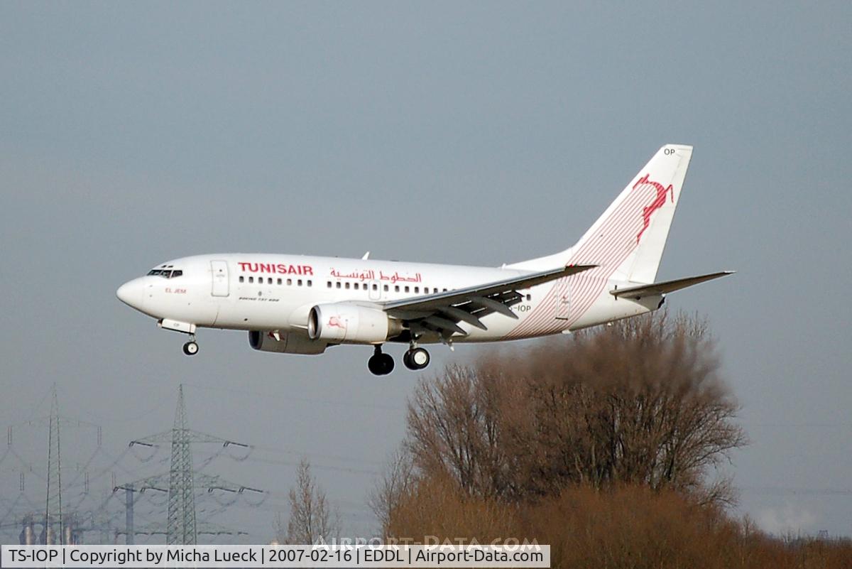 TS-IOP, 2000 Boeing 737-6H3 C/N 29500, At Düsseldorf