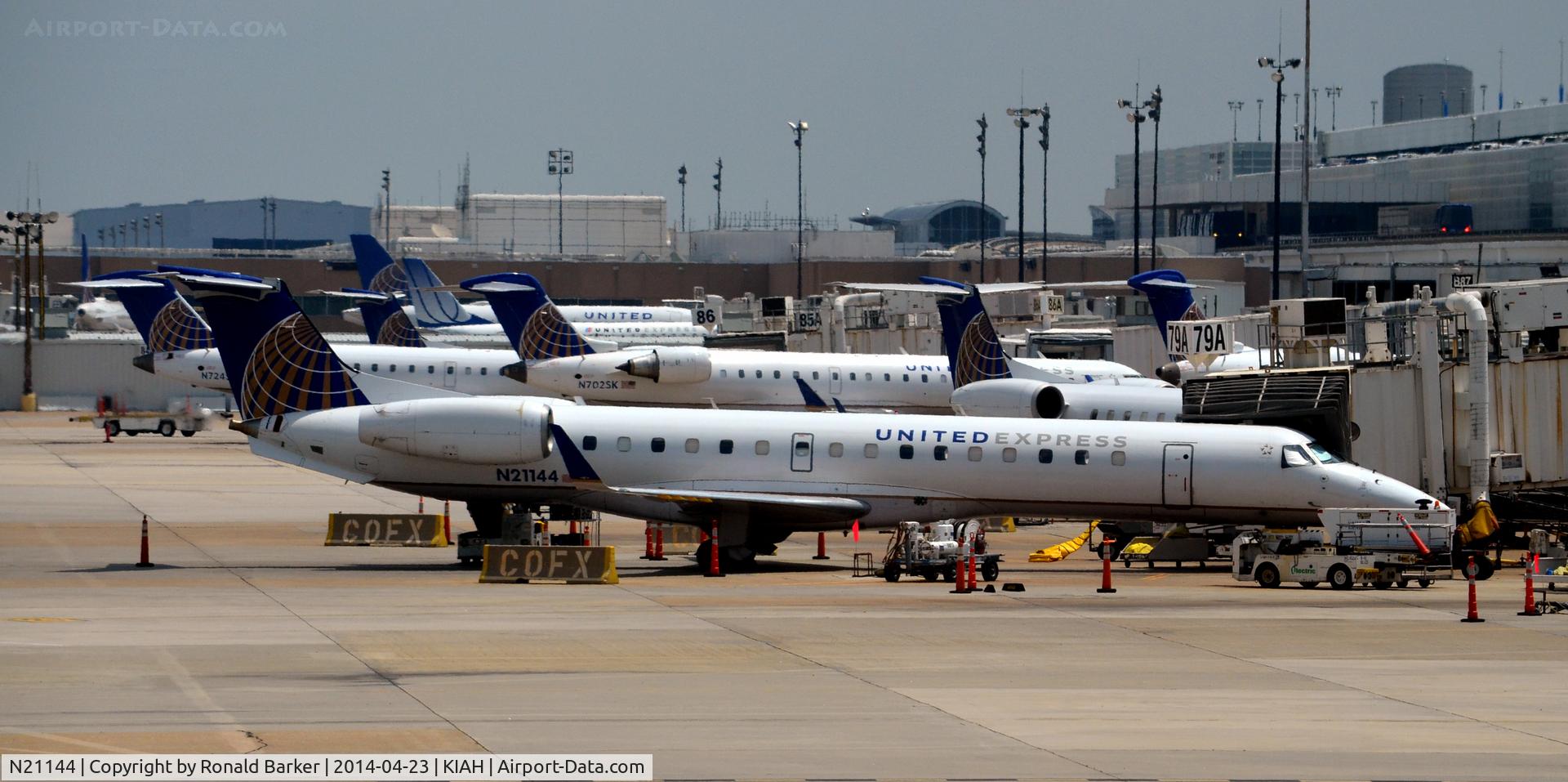 N21144, 2003 Embraer ERJ-145XR (EMB-145XR) C/N 145741, Gate 79A Houston