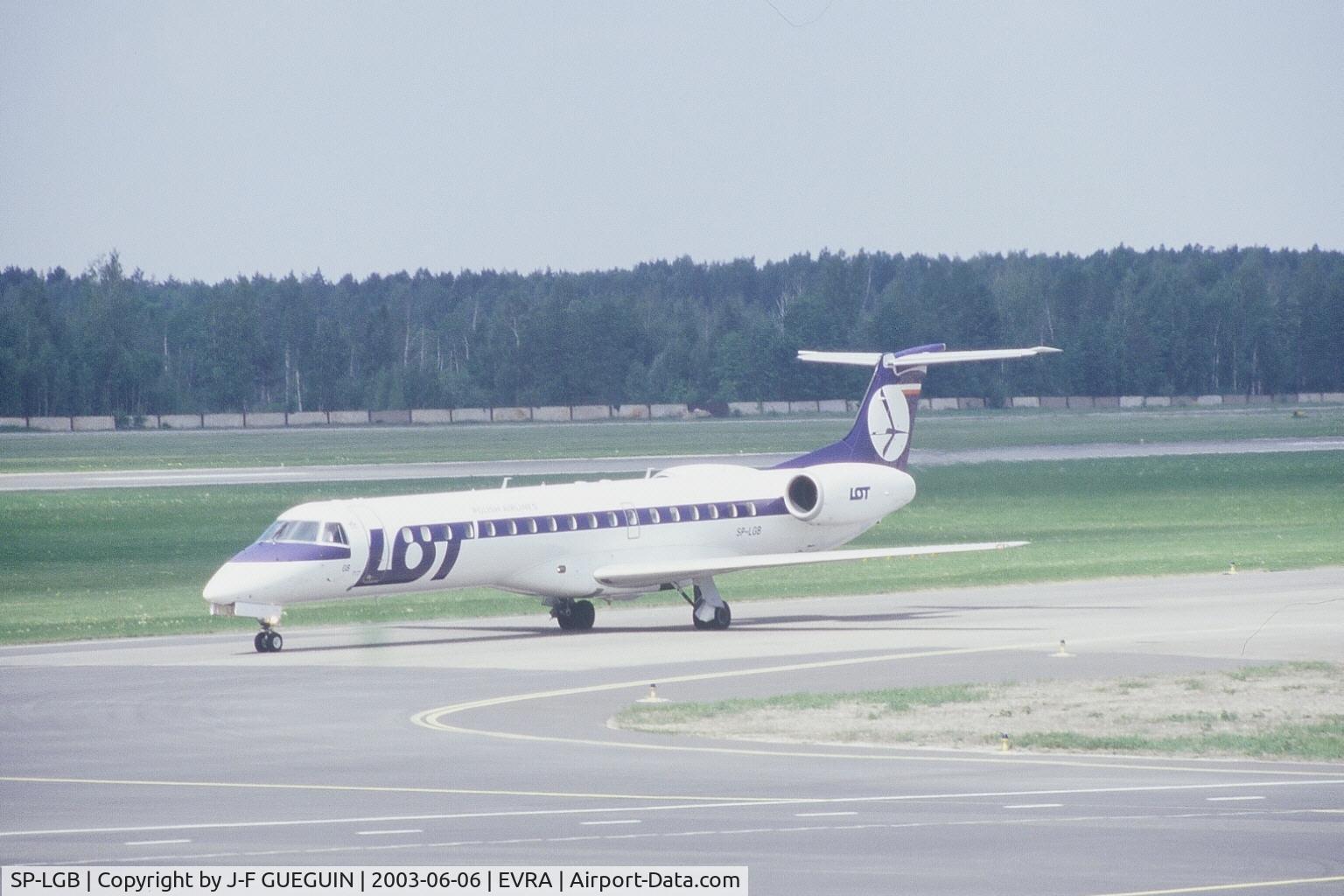 SP-LGB, 1999 Embraer EMB-145EP (ERJ-145EP) C/N 145165, SP-LGB arriving at Riga airport.