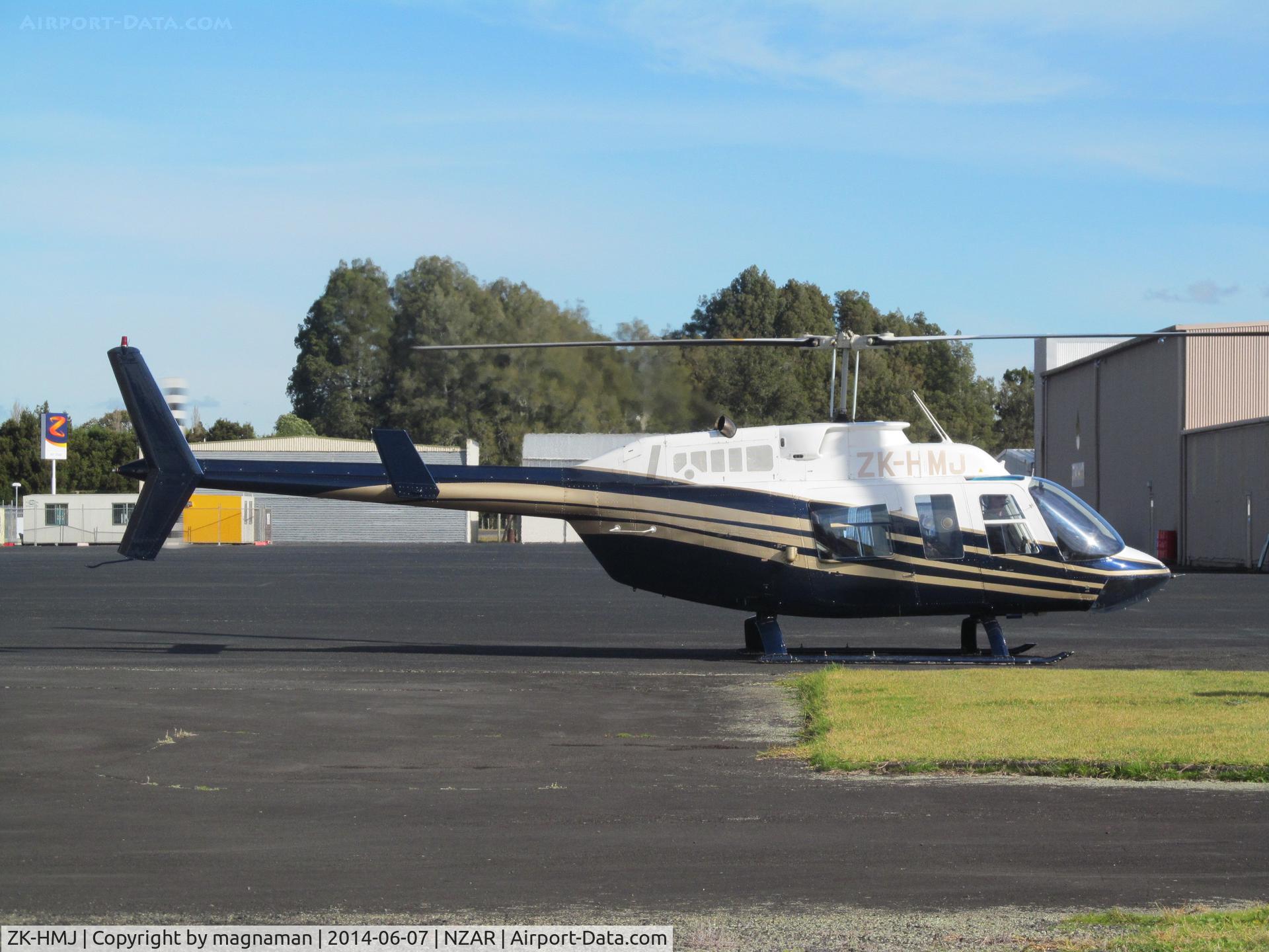 ZK-HMJ, Bell 206L LongRanger LongRanger C/N 46616, refuelling at ardmore