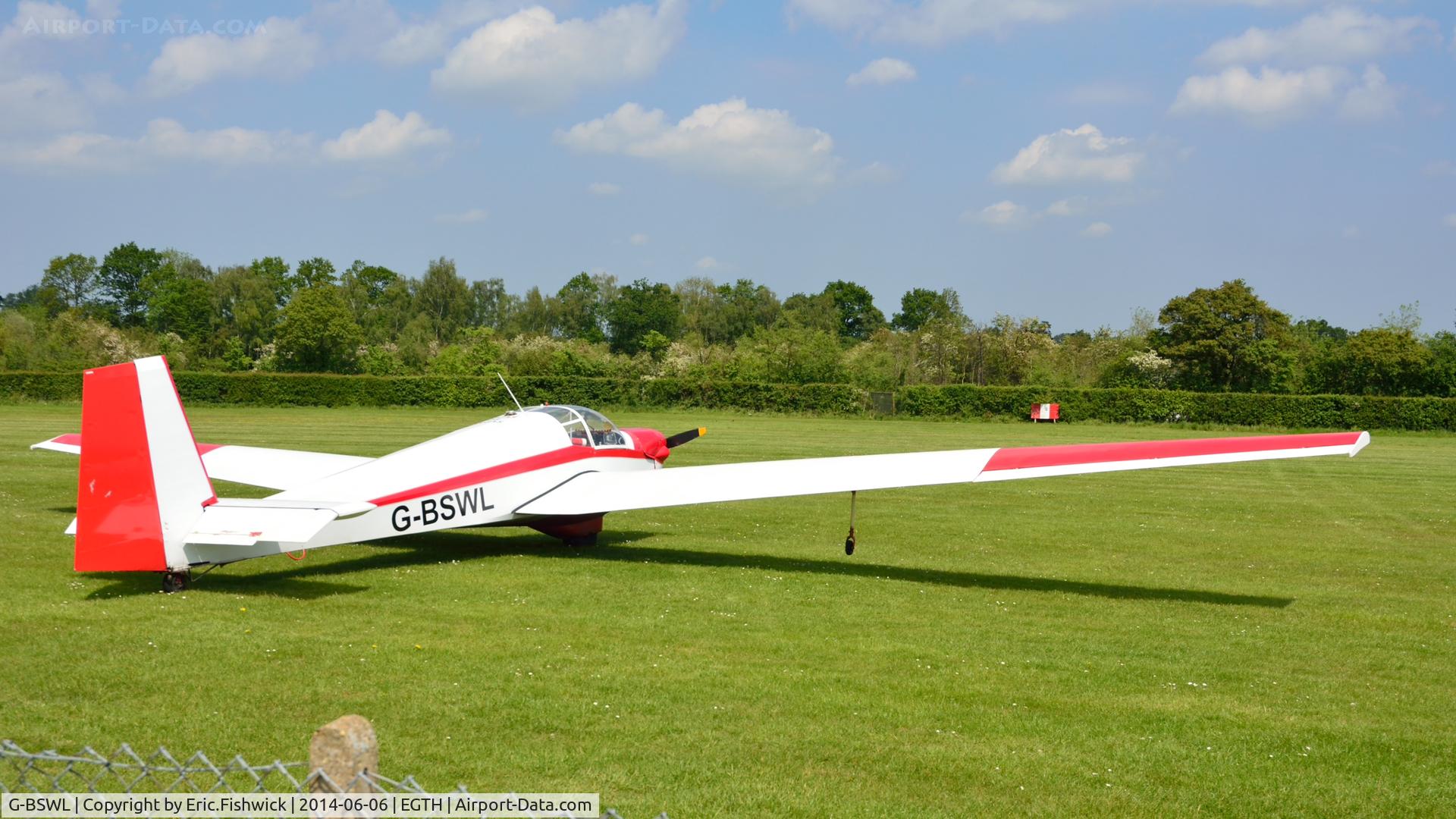 G-BSWL, 1980 Slingsby T-61F Venture T2 C/N 1974, 2. G-BSWL visiting Shuttleworth (Old Warden) Aerodrome.