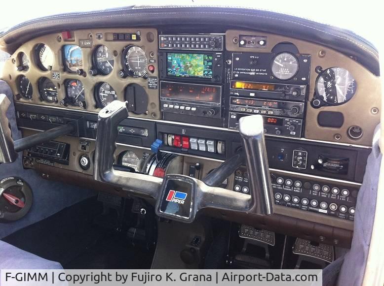 F-GIMM, Piper PA-28RT-201T Turbo Arrow IV C/N 28R8231067, Piper PA-28RT-201T Turbo