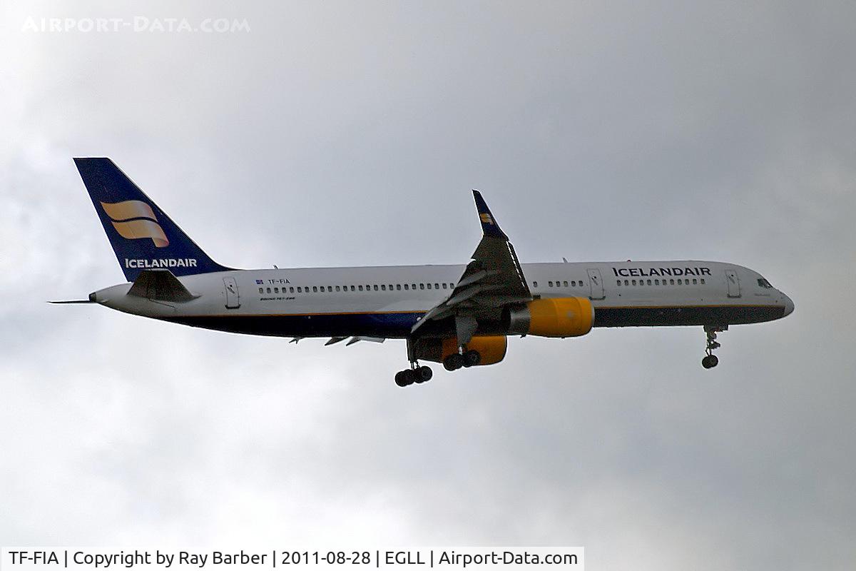 TF-FIA, 2000 Boeing 757-256 C/N 29310, Boeing 757-256 [29310] (Icelandair) Home~G 28/08/2011. On approach 27L.