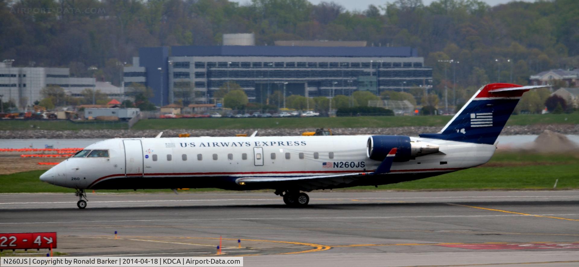 N260JS, 2004 Bombardier CRJ-200ER (CL-600-2B19) C/N 7957, Takeoff roll Reagan