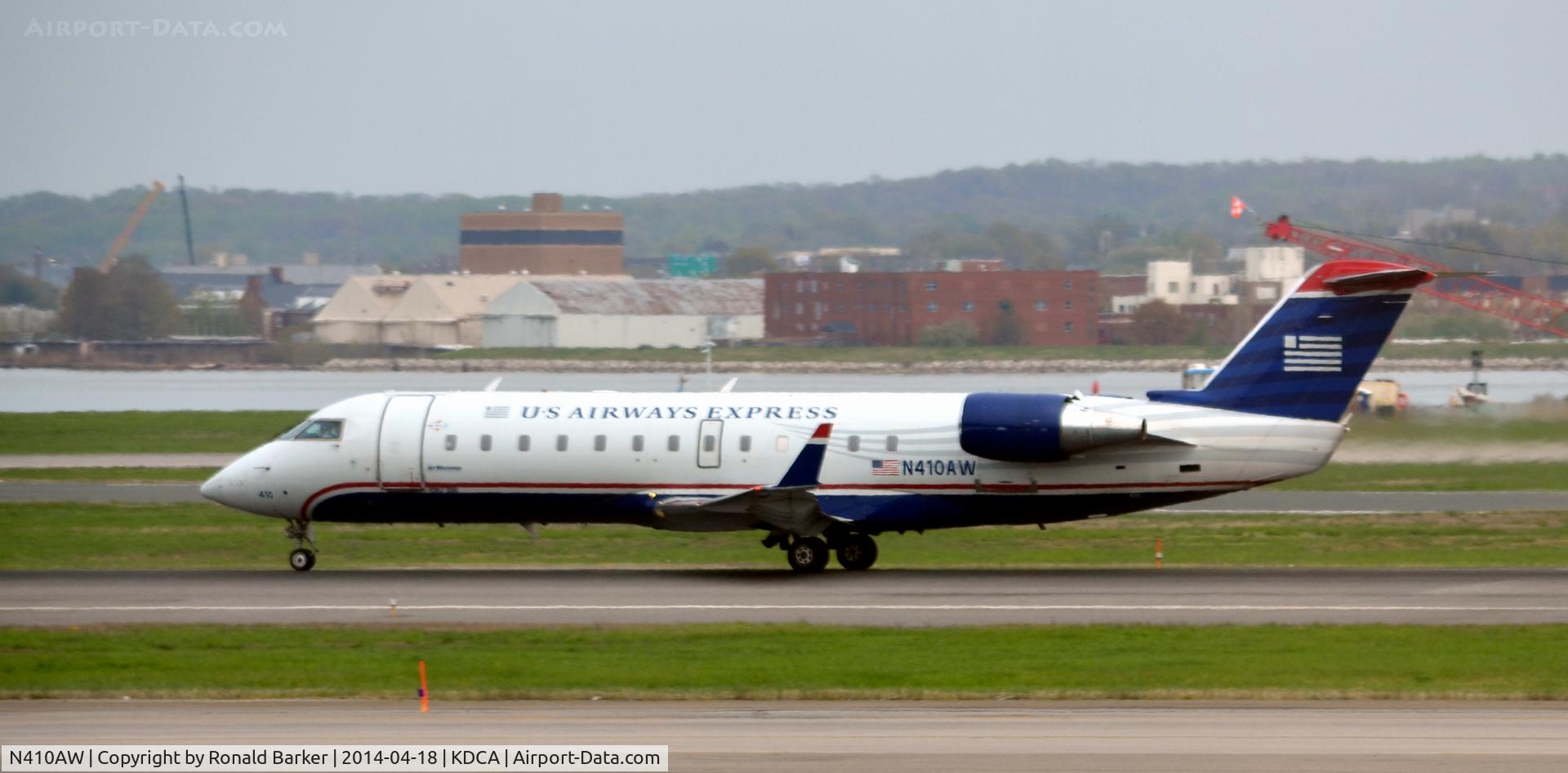 N410AW, 2001 Bombardier CRJ-200LR (CL-600-2B19) C/N 7490, Takeoff roll Reagan