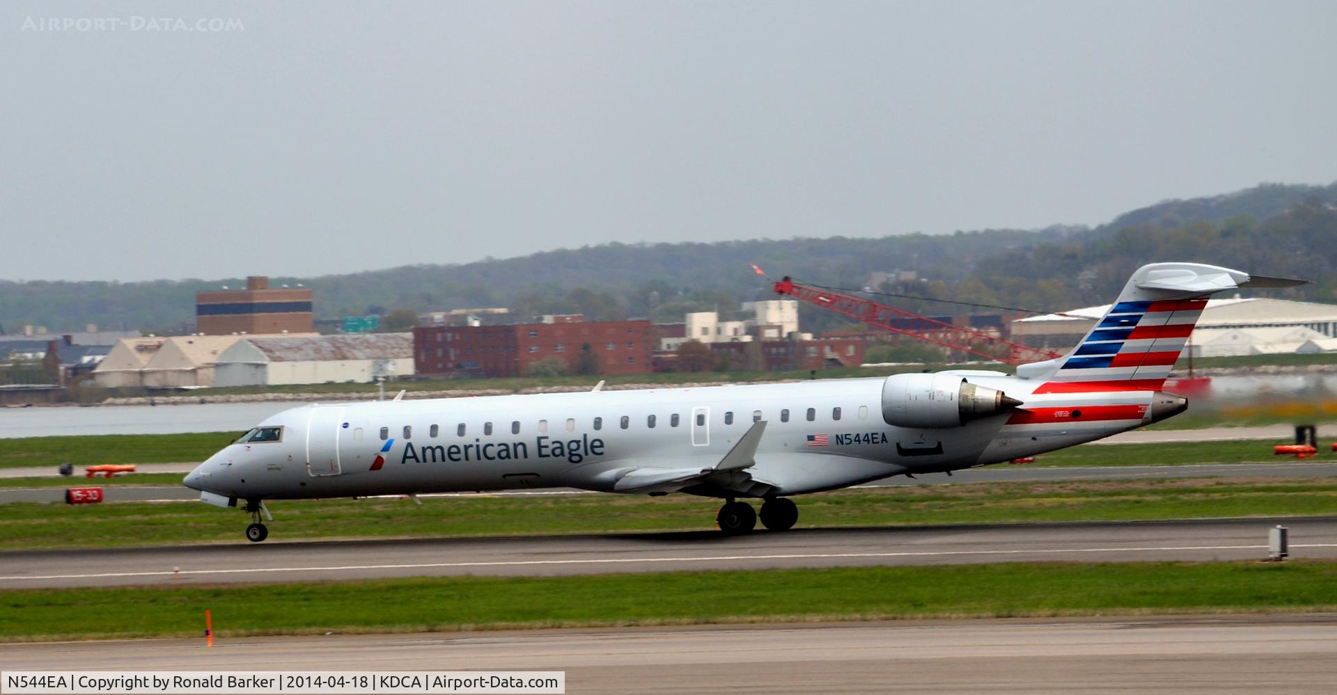 N544EA, Bombardier CRJ-702 (CL-600-2C10) Regional Jet C/N 10324, Takeoff roll Reagan