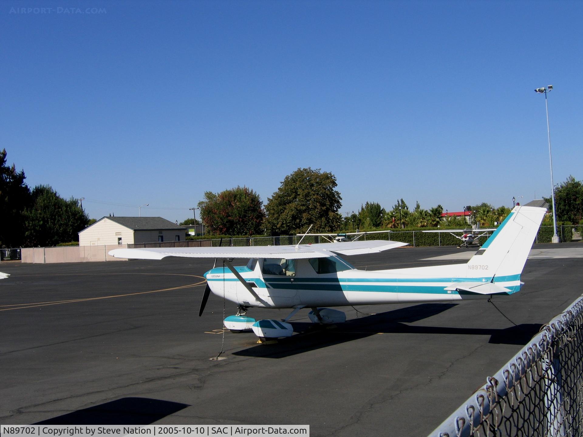 N89702, 1978 Cessna 152 C/N 15282830, Carter Flygare 1978 Cessna 152 at Sacramento Executive Airport, CA
