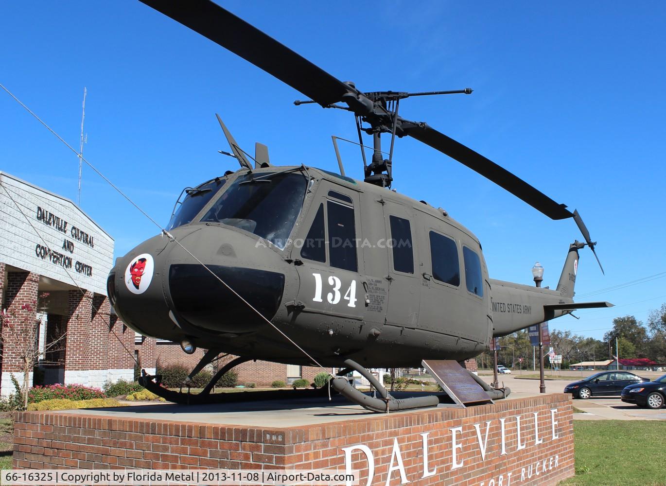 66-16325, 1967 Bell UH-1H Iroquois C/N 8519, UH-1 Iroquois in front of Daleville AL City Hall